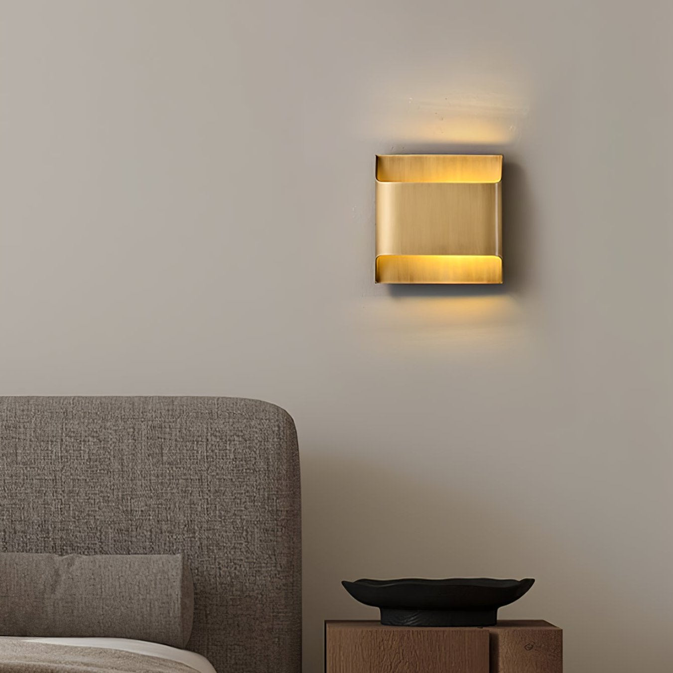 Hardy Applique Murale d'Art Nordic en Laiton