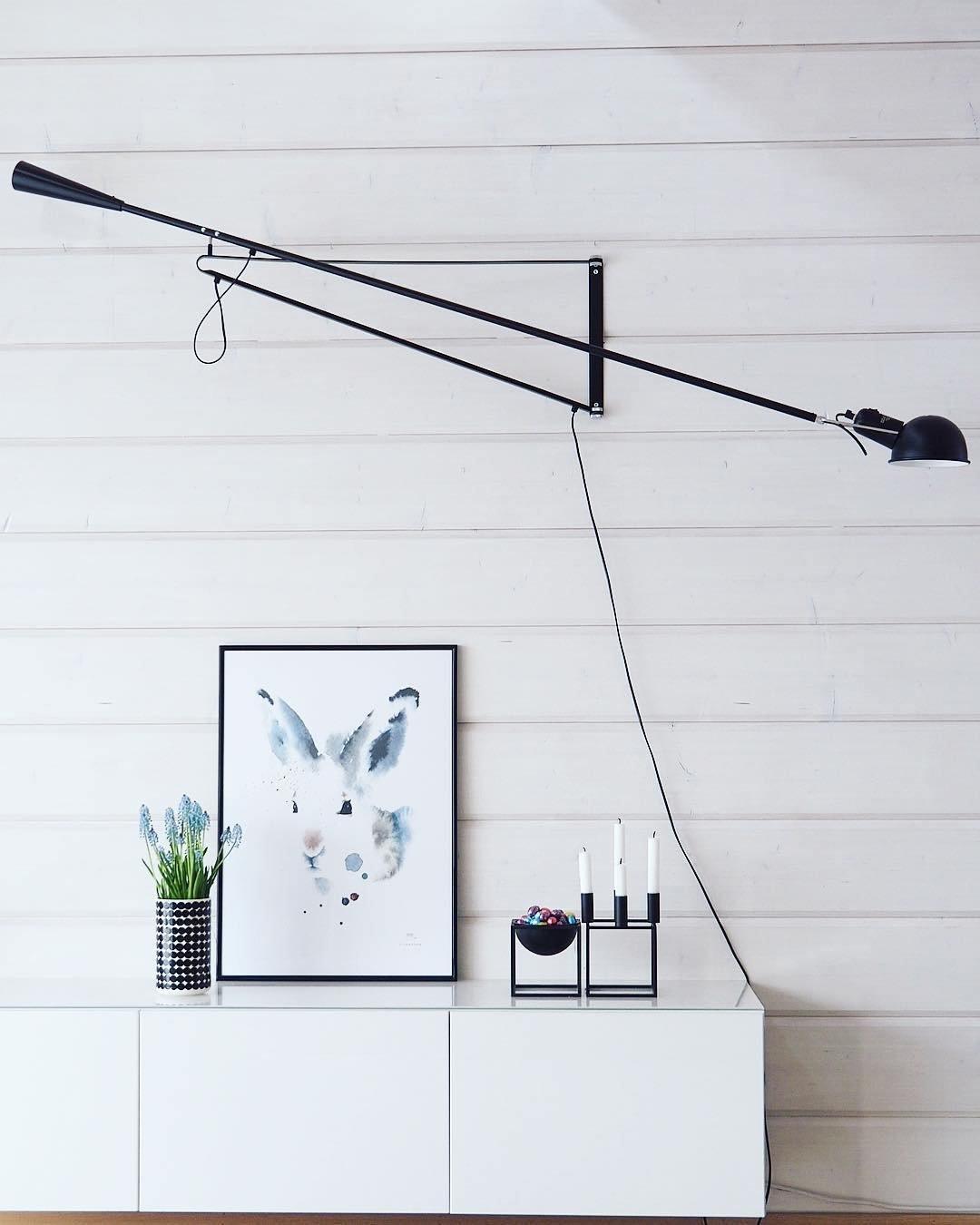 Aella Moderne Minimaliste Long Bras Applique Murale