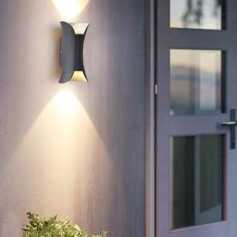 Noxel Applique Murale Simple Noir/Blanc/Or. Cour