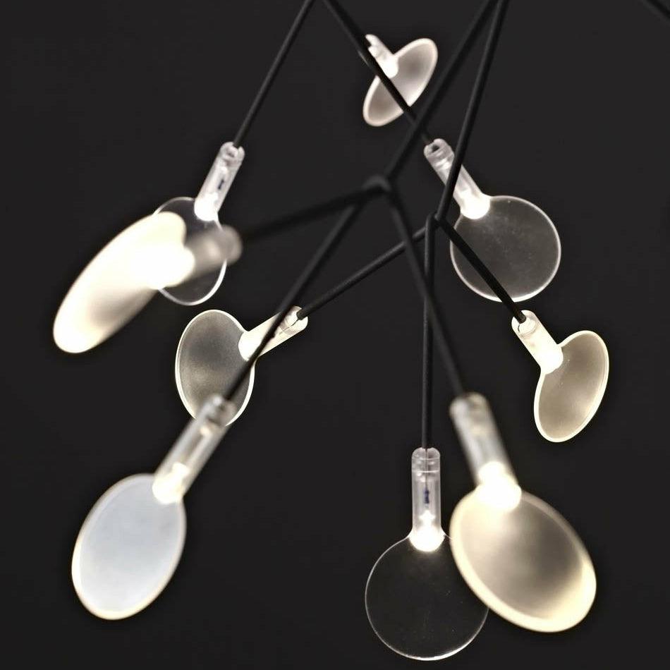 Lustra Lustre LED À Branches Longues Et Linéaires Artistiques