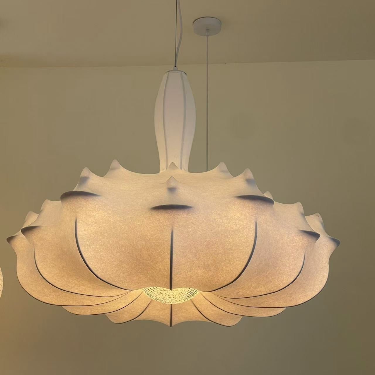 Marcel Lustra Lustre Cocoon Résine Cristal Éclat