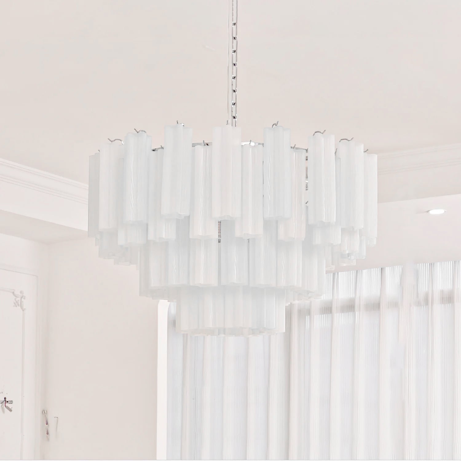 Aurora Lustre Blanc Tubes Superposés