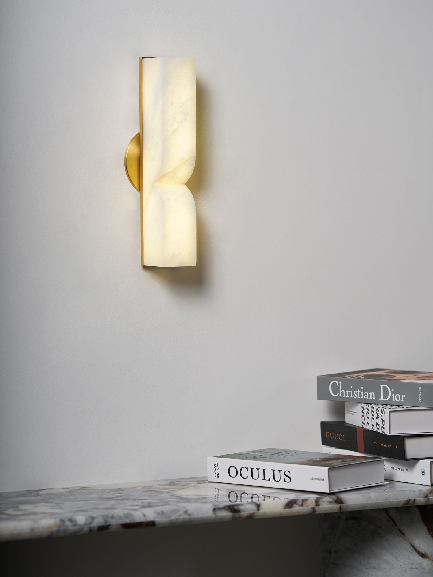 Imiraris Minimalist Alabaster Wall Light