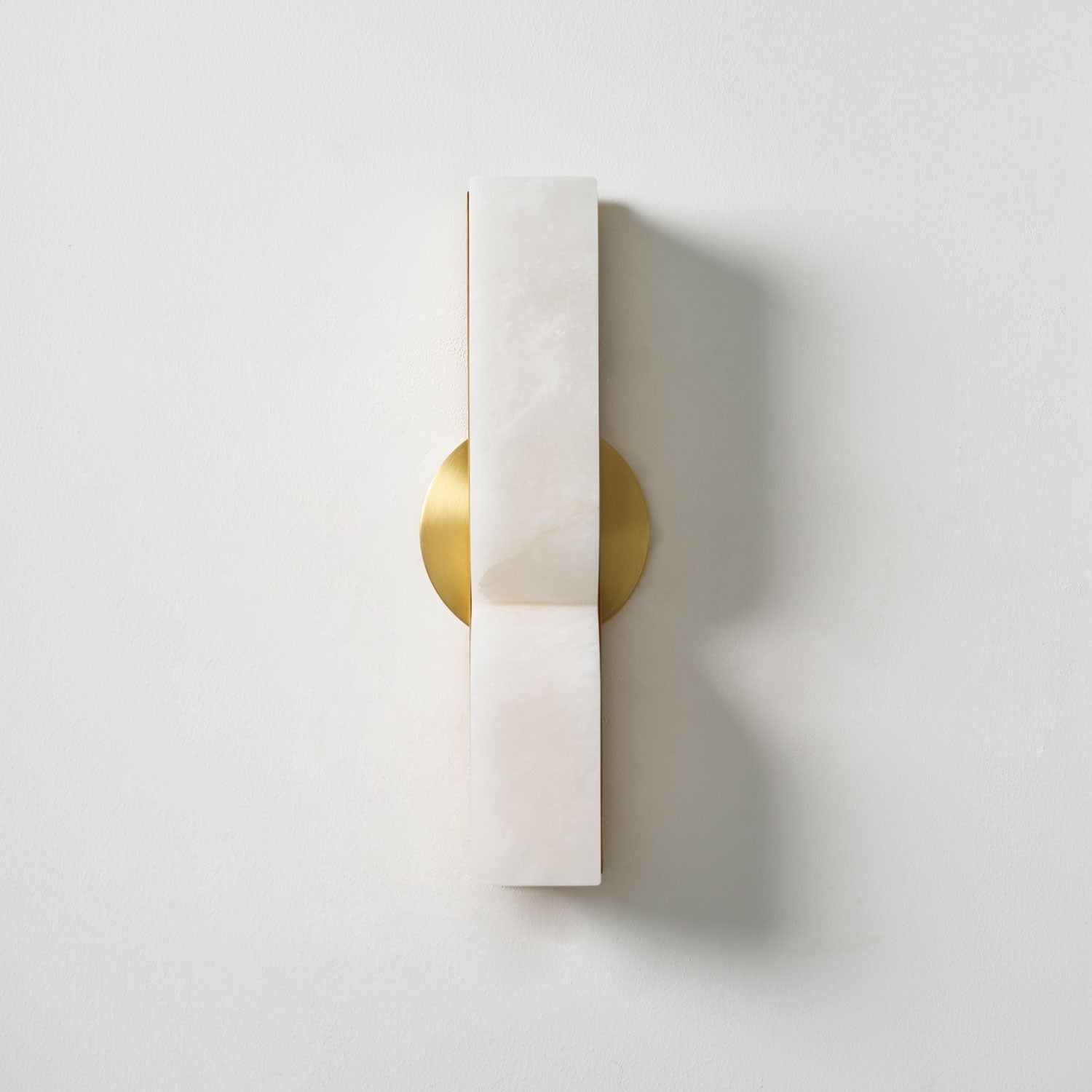 Imiraris Minimalist Alabaster Wall Light
