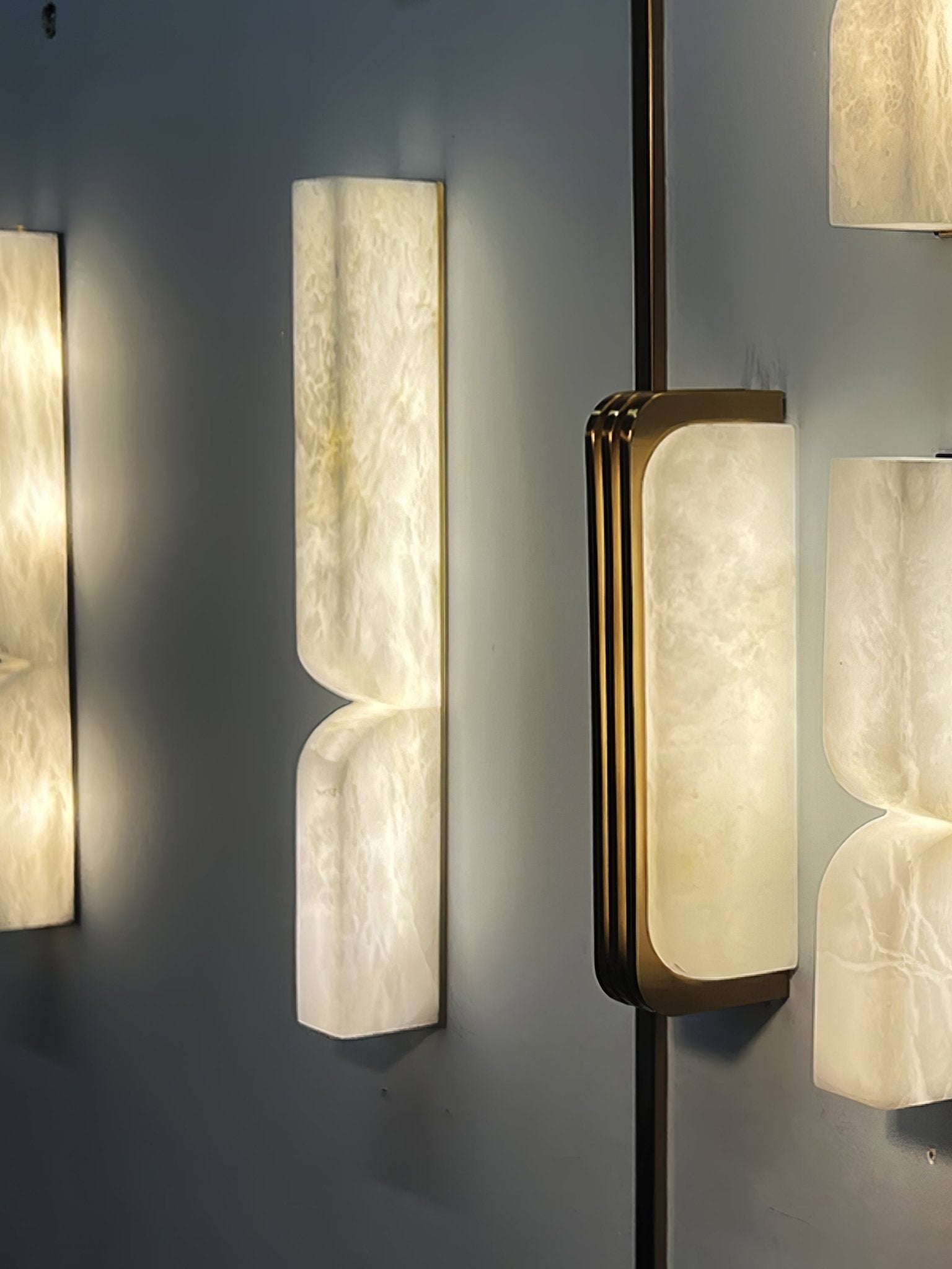 Imiraris Minimalist Alabaster Wall Light