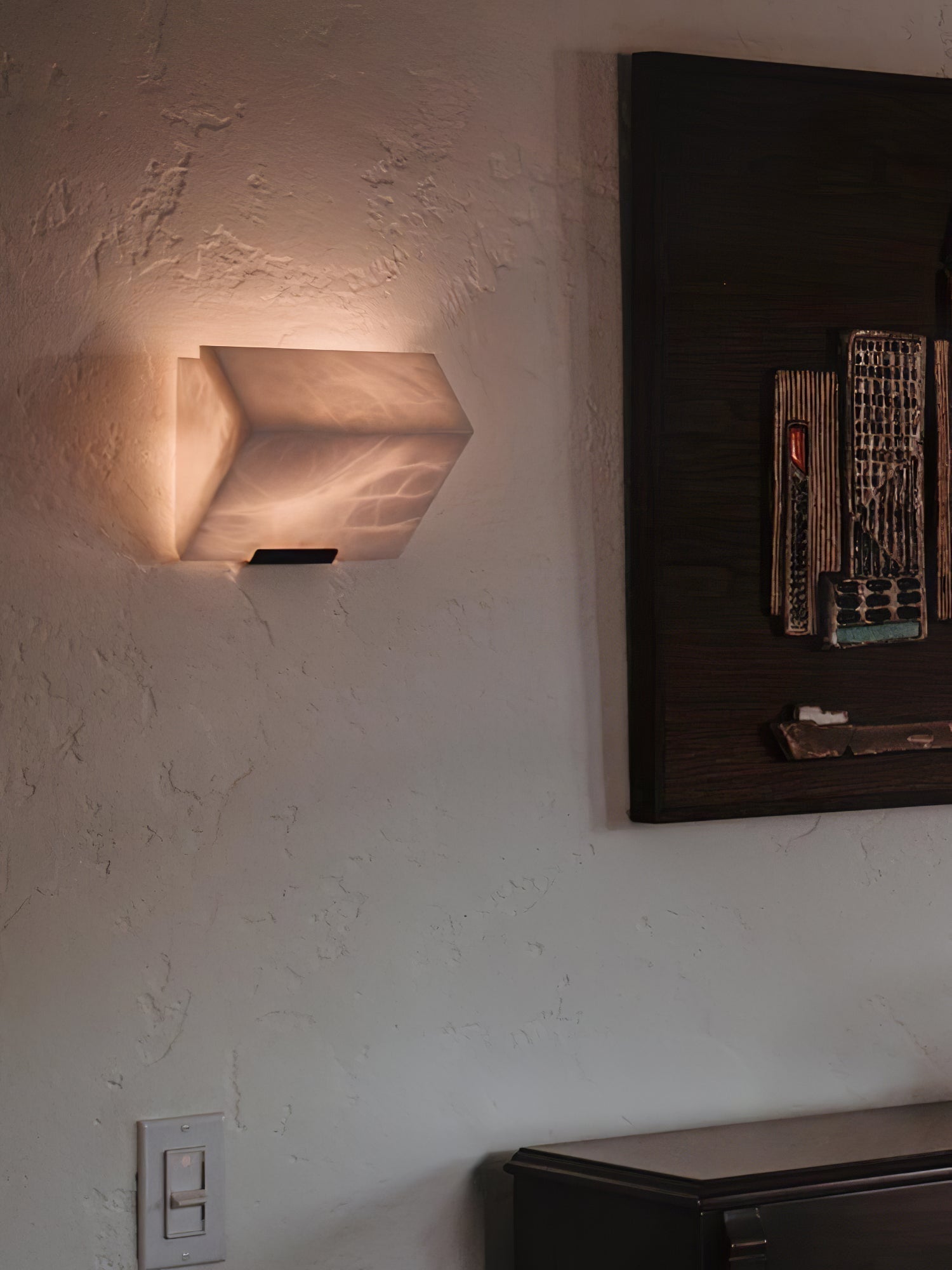Dione Alabaster Wall Lamp