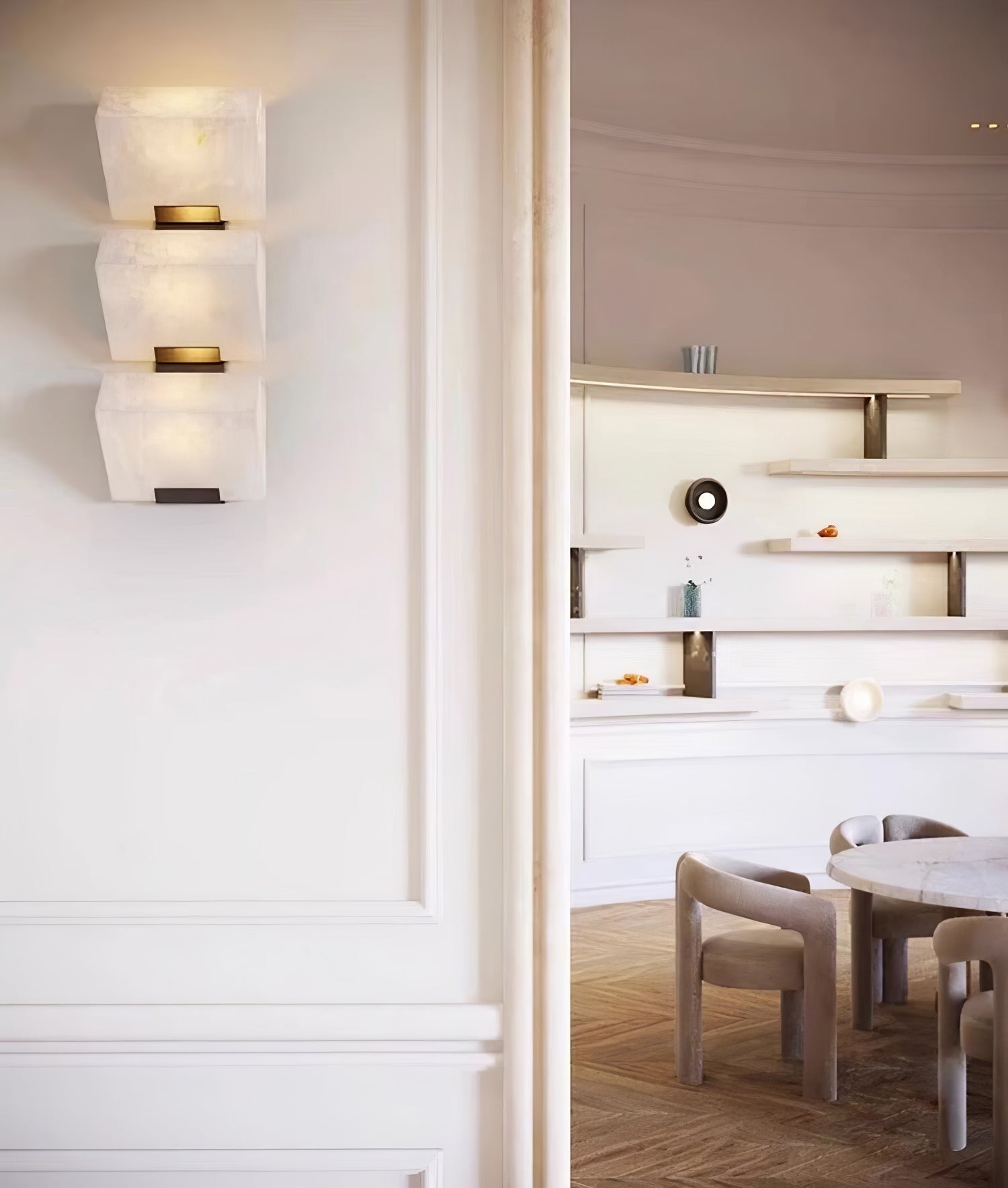 Dione Alabaster Wall Lamp