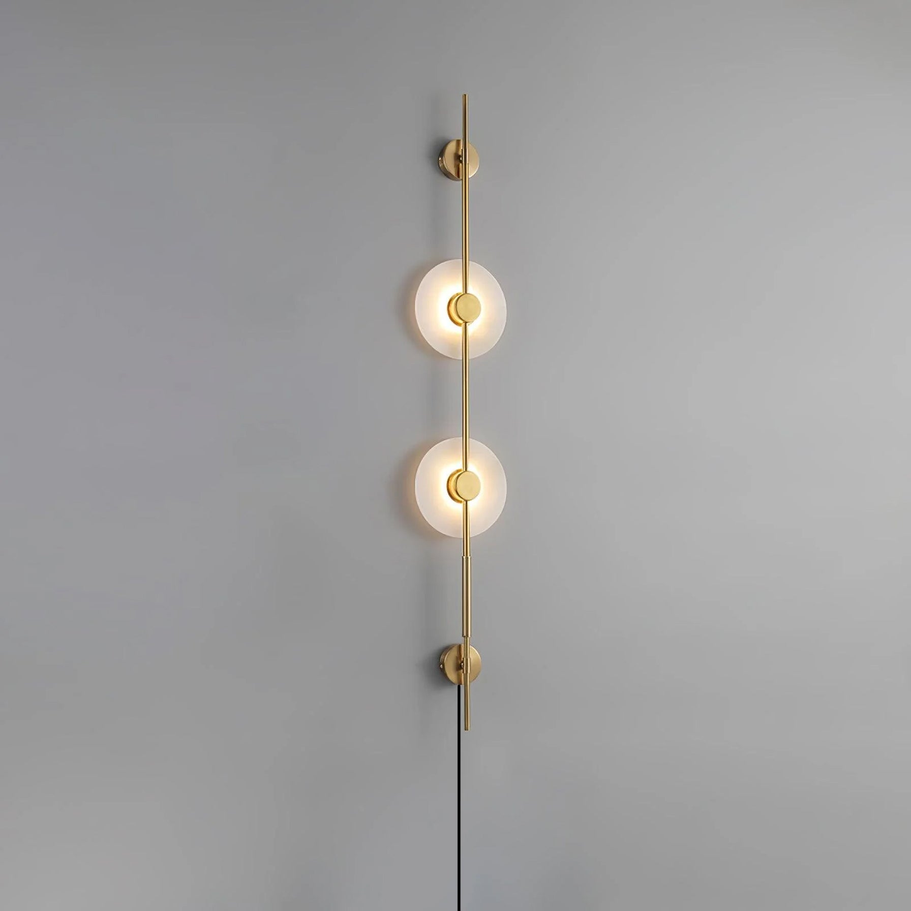 Edria Minimalist Alabaster Wall Light