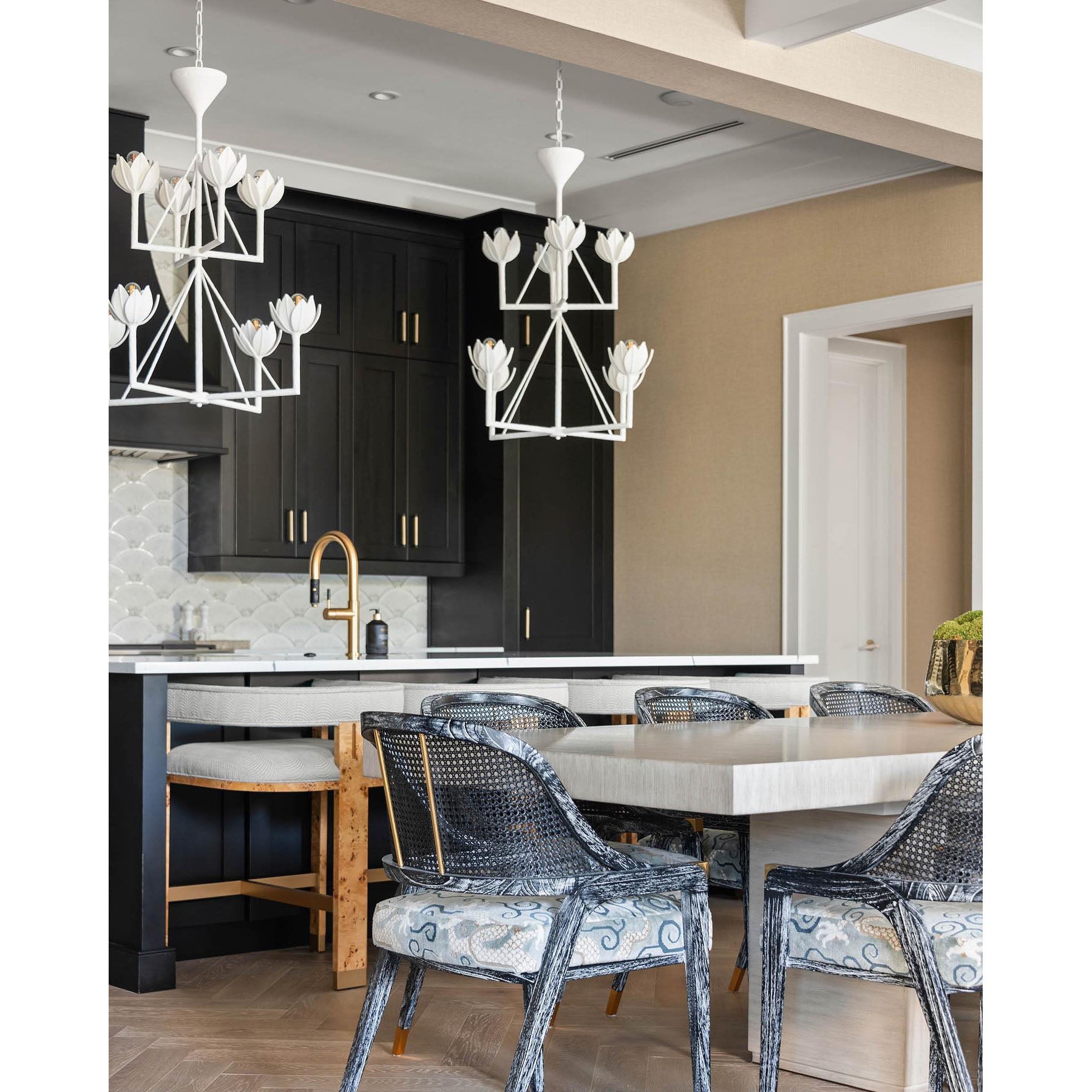 Alberto Lustre Laiton Floral Moderne Salon