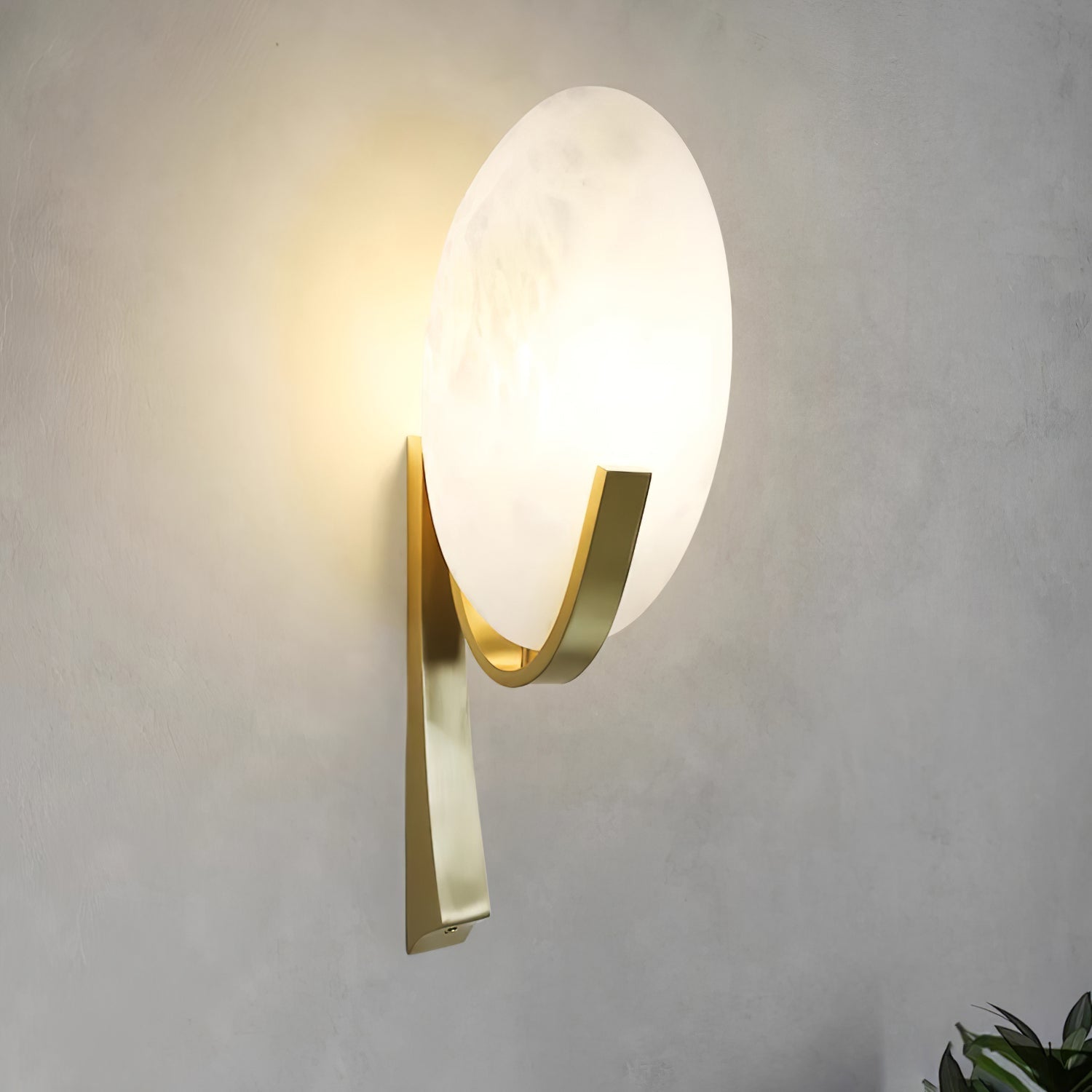 Althea Minimalist Alabaster Wall Lamp