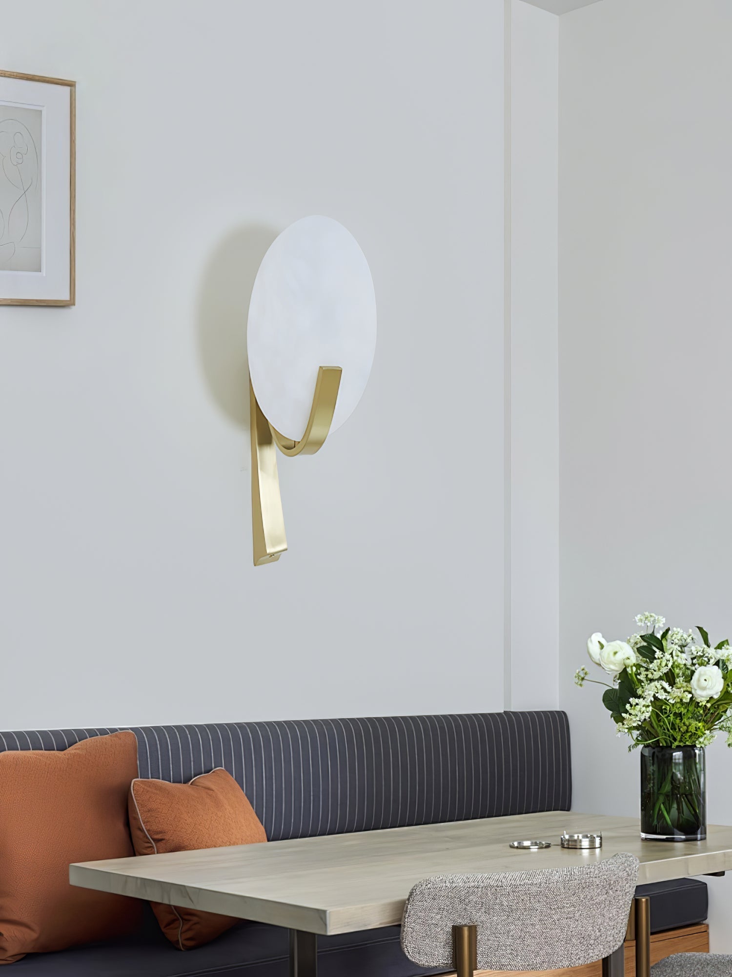 Althea Minimalist Alabaster Wall Lamp