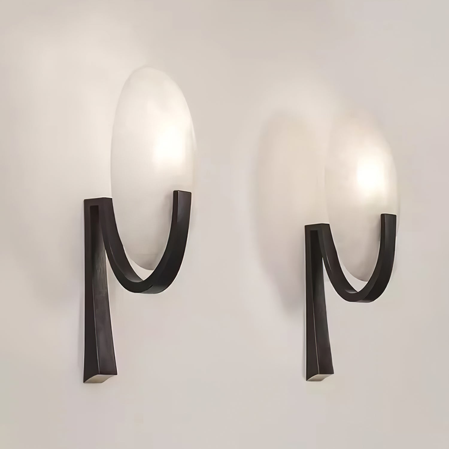 Althea Minimalist Alabaster Wall Lamp