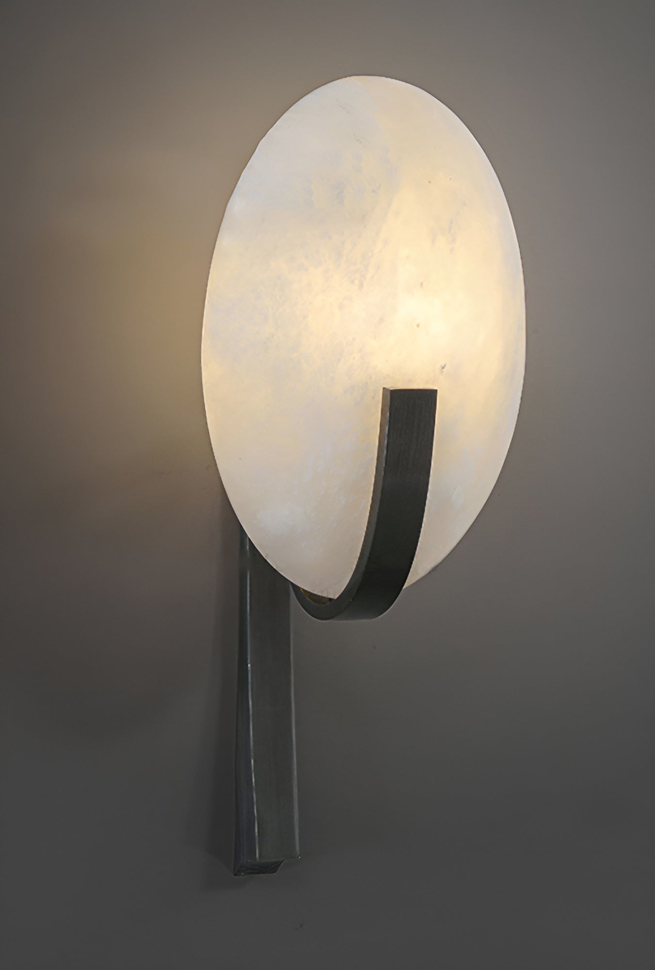 Althea Minimalist Alabaster Wall Lamp