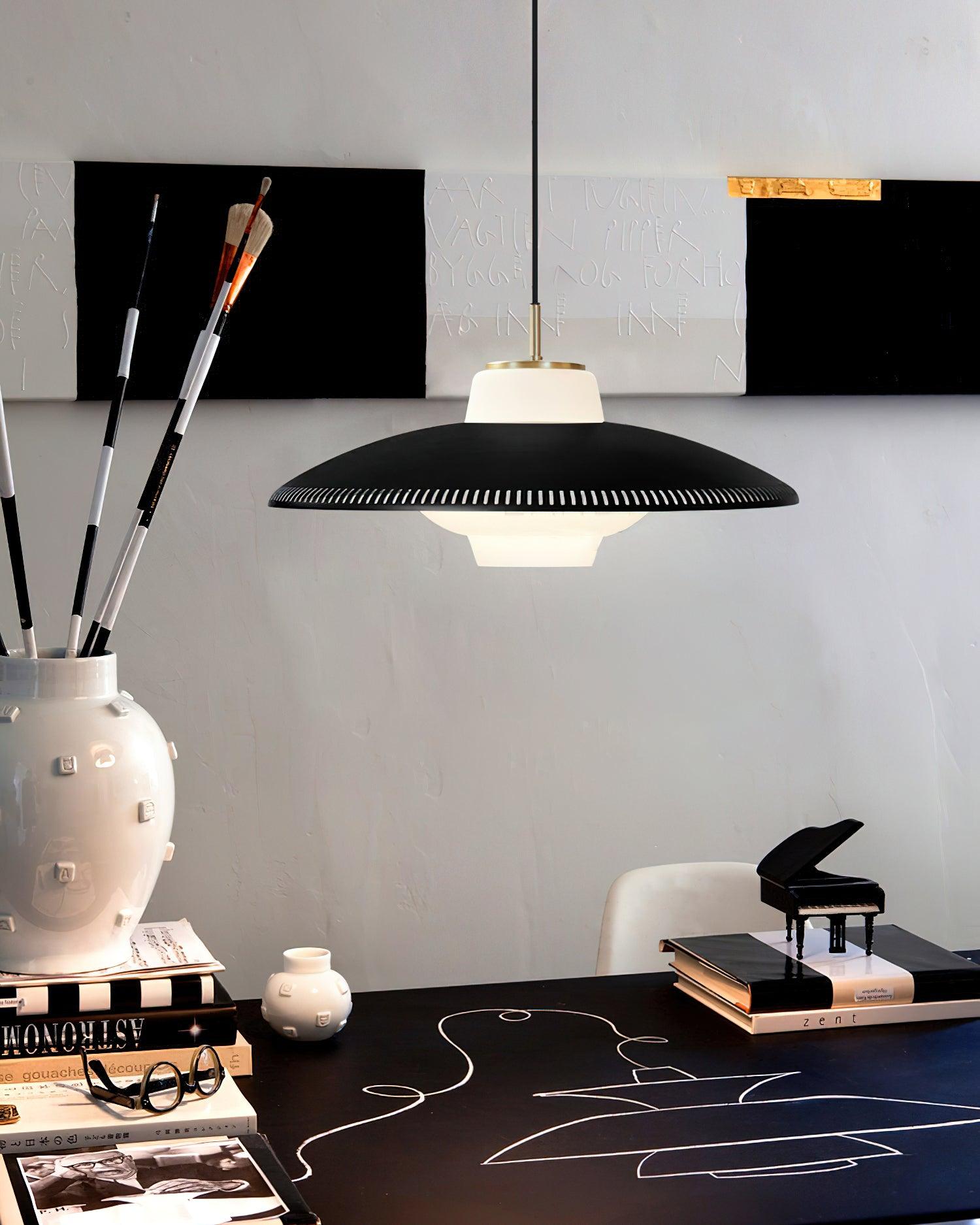 Calyranic Classic Minimalistic Pendant Lamp