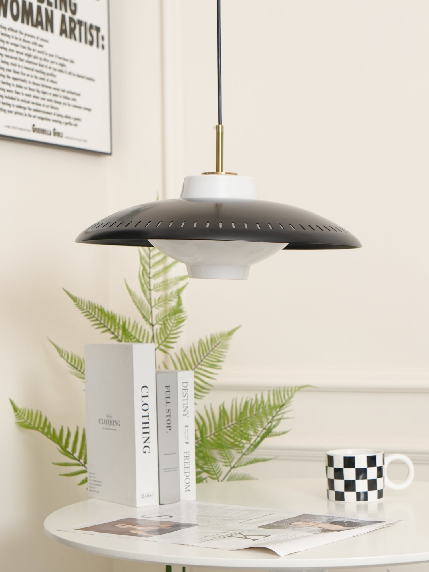 Calyranic Classic Minimalistic Pendant Lamp
