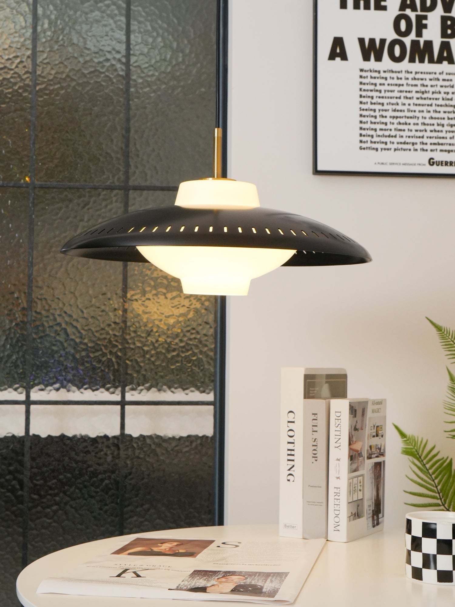 Calyranic Classic Minimalistic Pendant Lamp