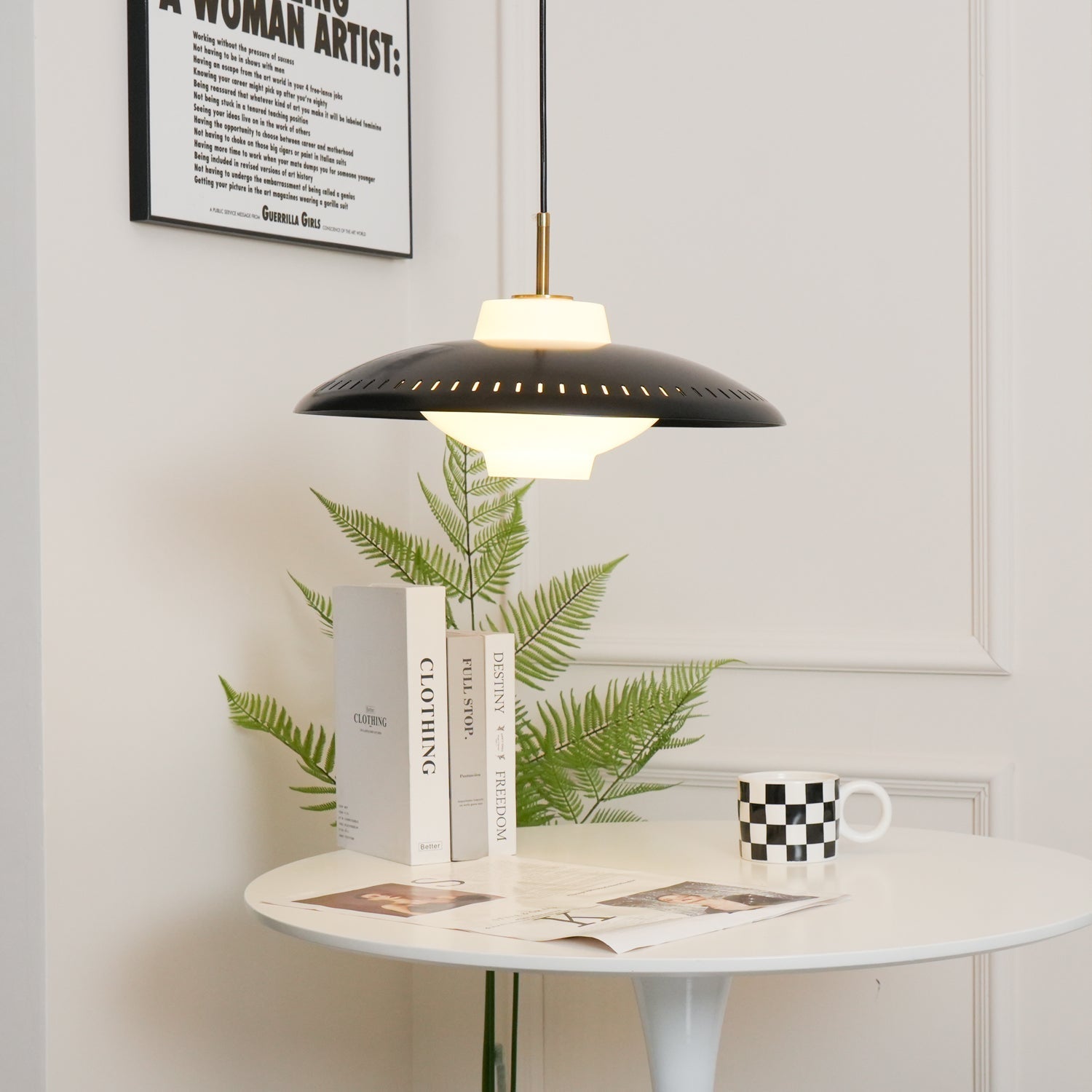 Calyranic Classic Minimalistic Pendant Lamp