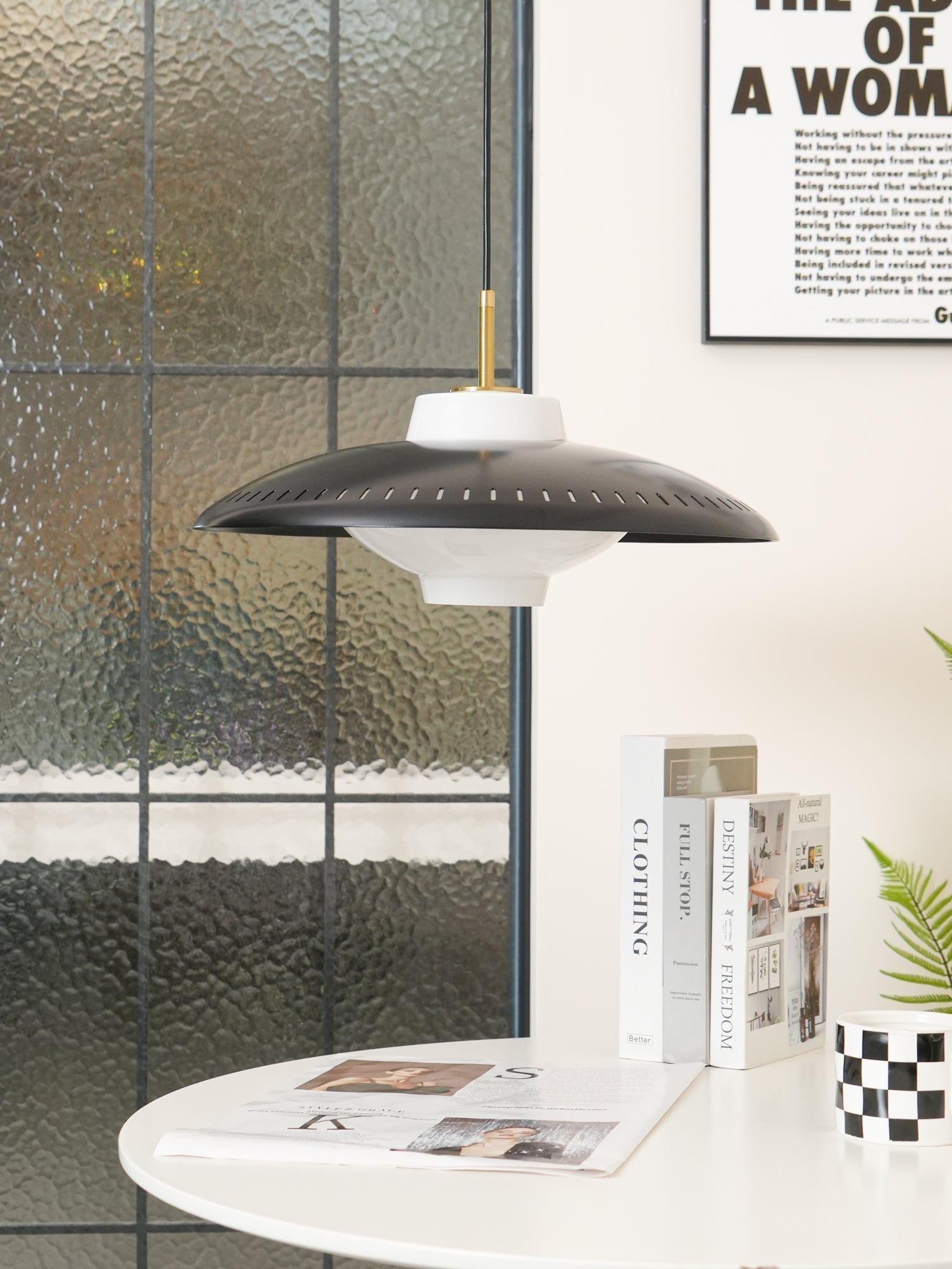 Calyranic Classic Minimalistic Pendant Lamp