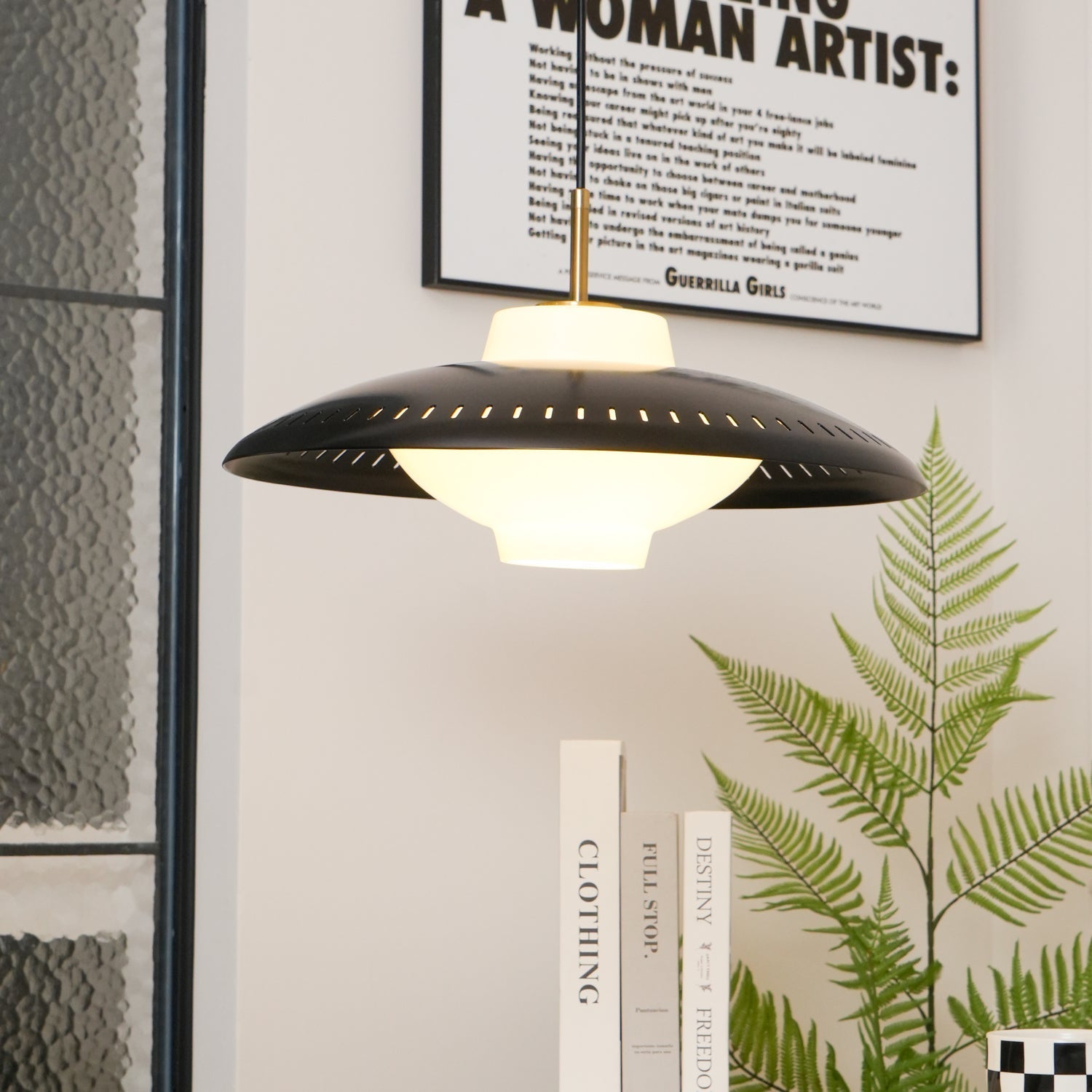 Calyranic Classic Minimalistic Pendant Lamp