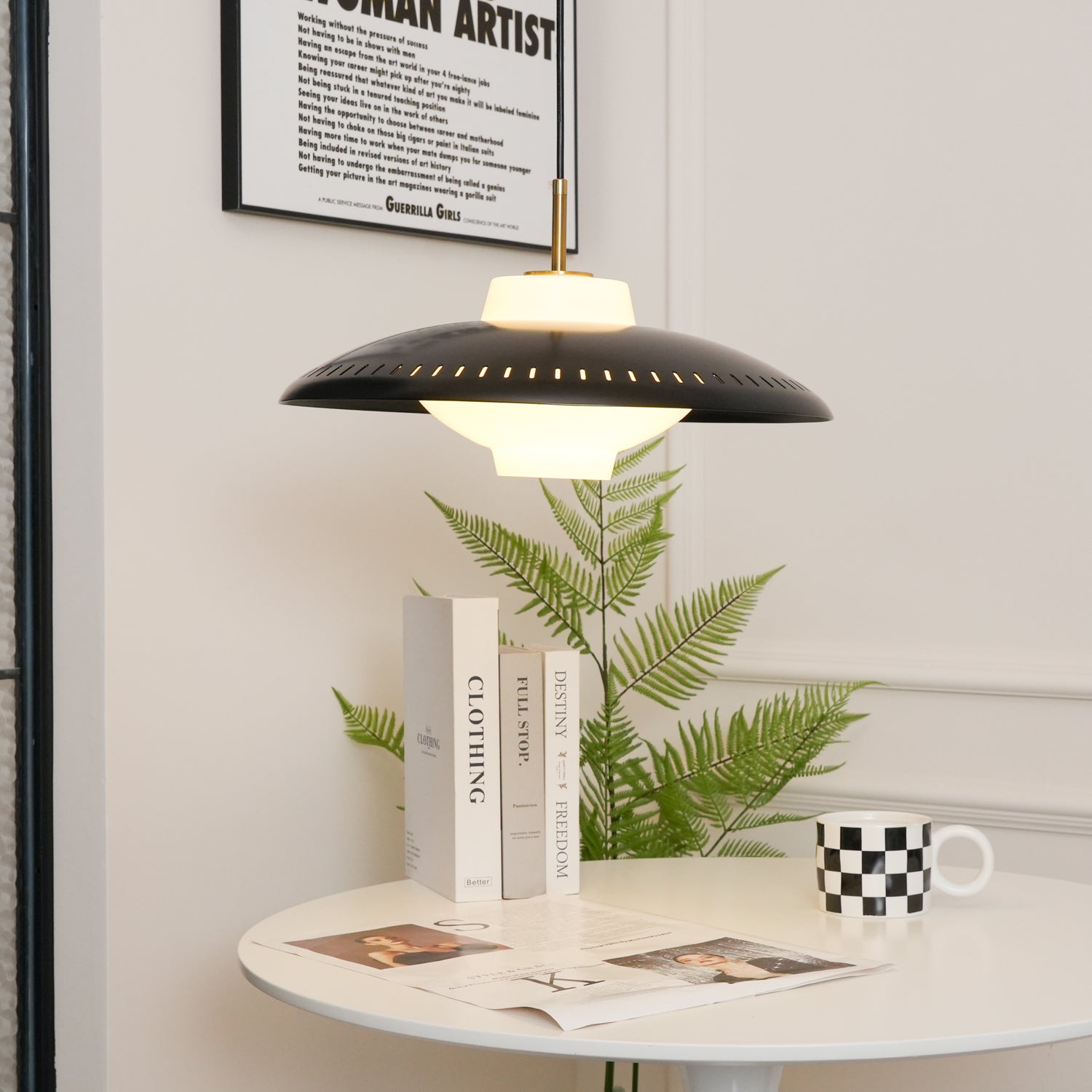 Calyranic Classic Minimalistic Pendant Lamp
