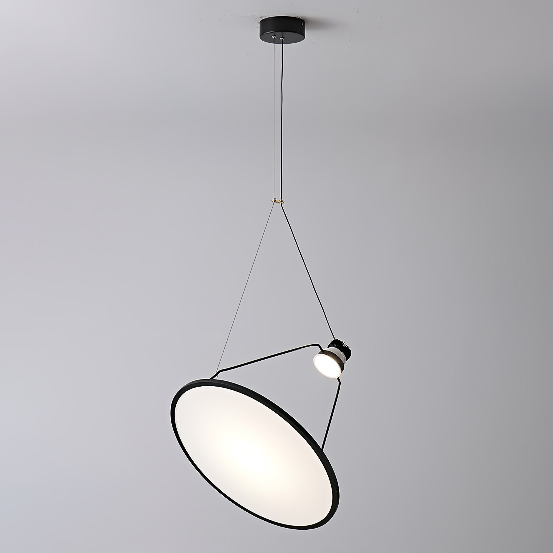 Aleris Suspension Minimaliste en Acier