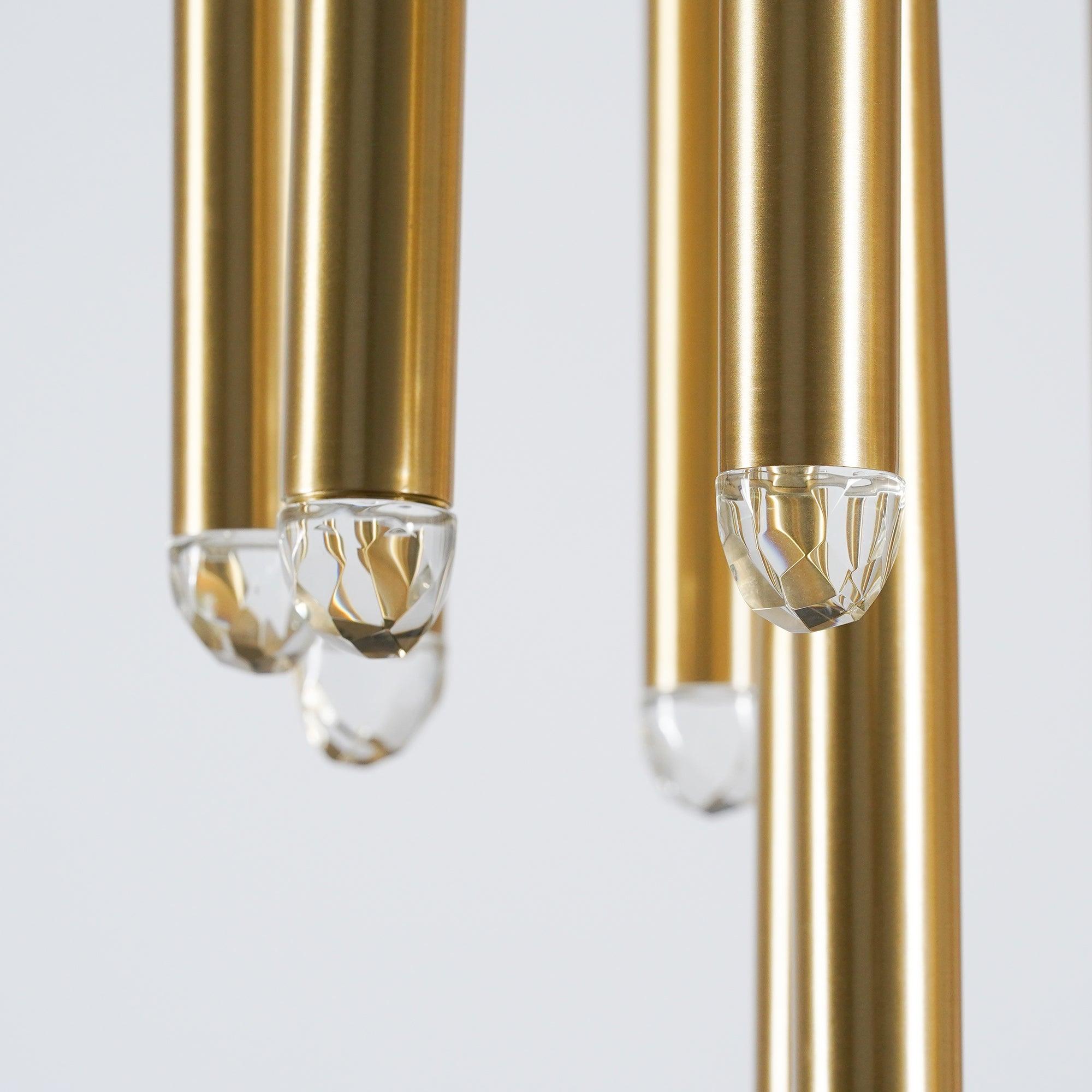 Aurance Lustre avec abat-jours en laiton poli et cristal Minimaliste