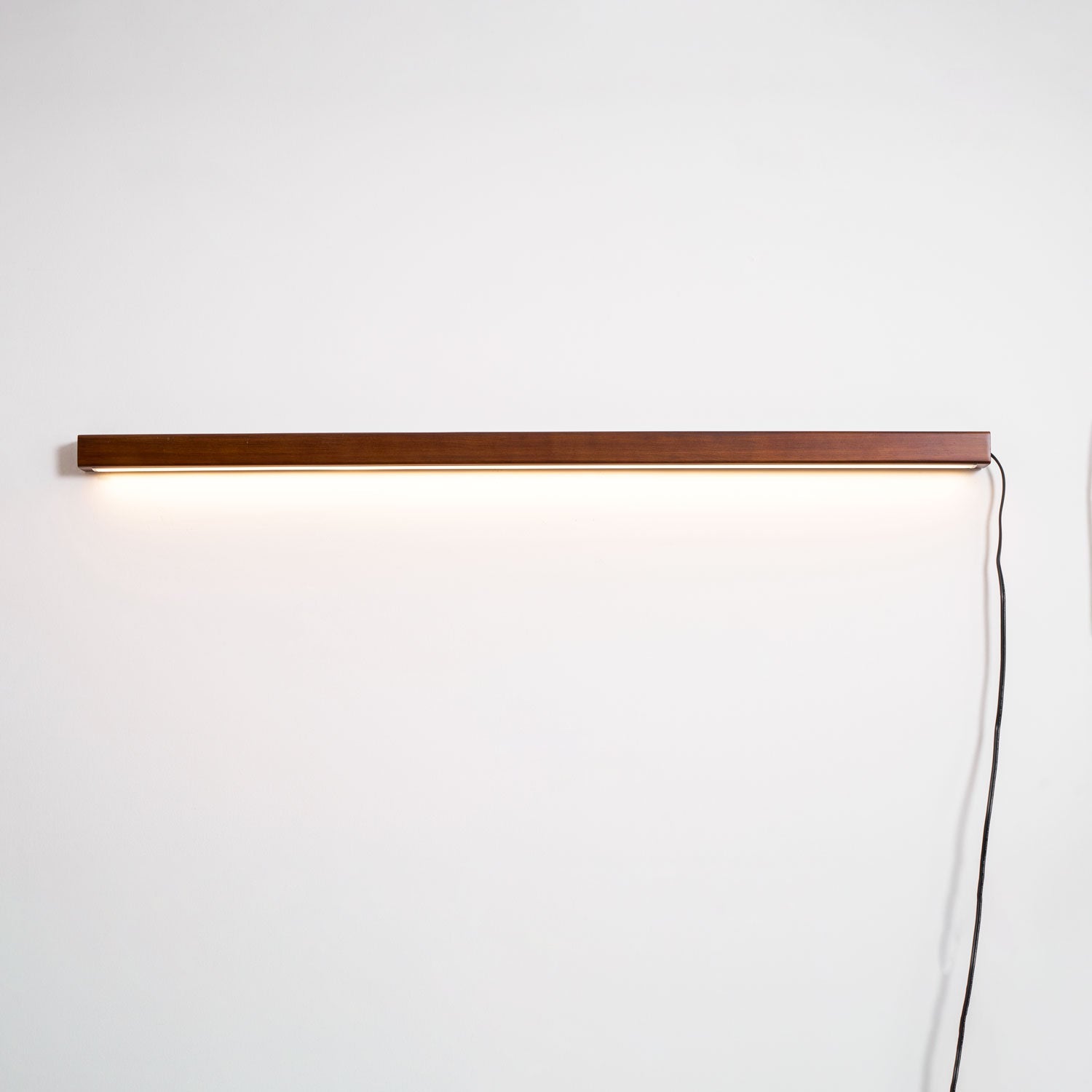 Lustra Wall Lamp Linear Wood Plug In