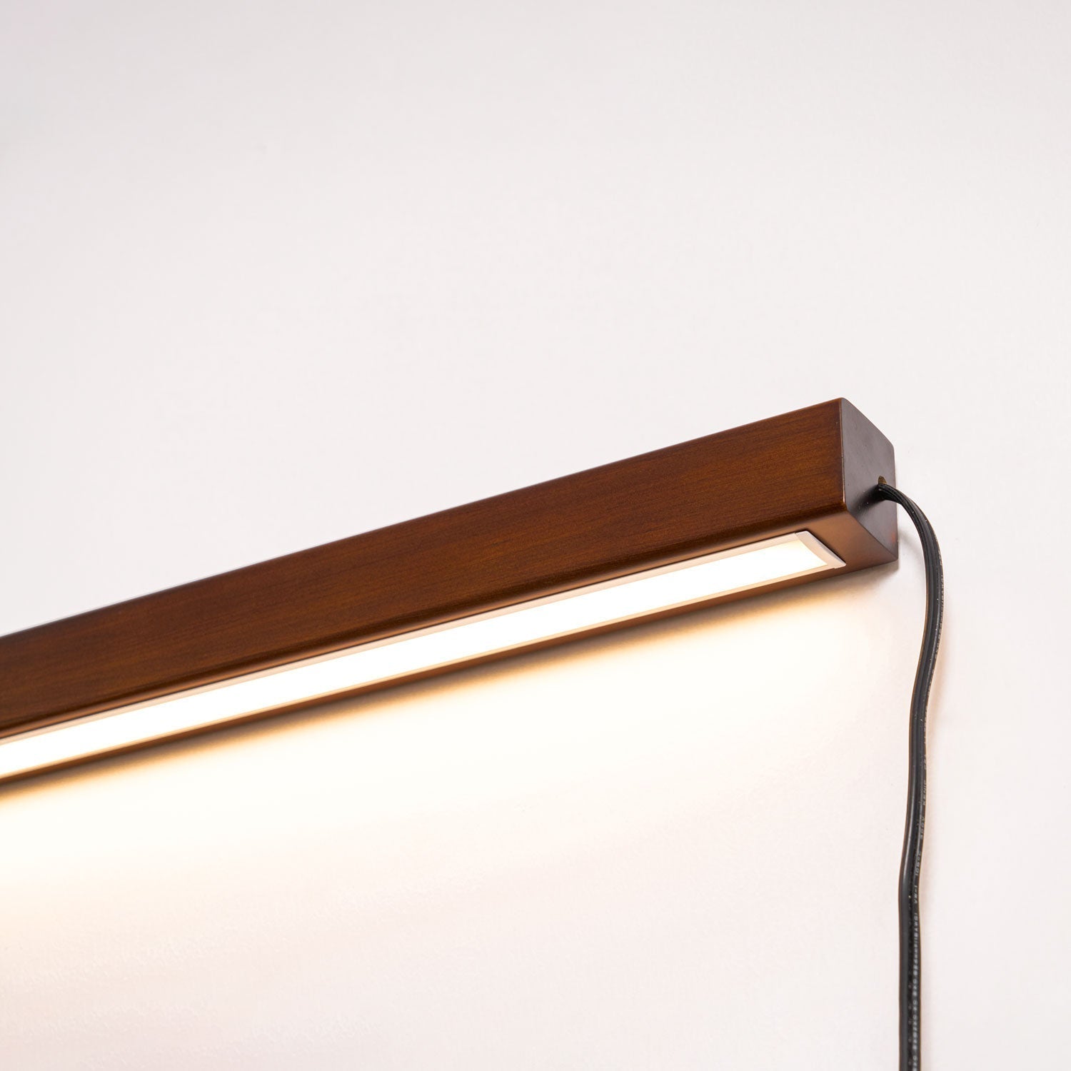 Lustra Wall Lamp Linear Wood Plug In
