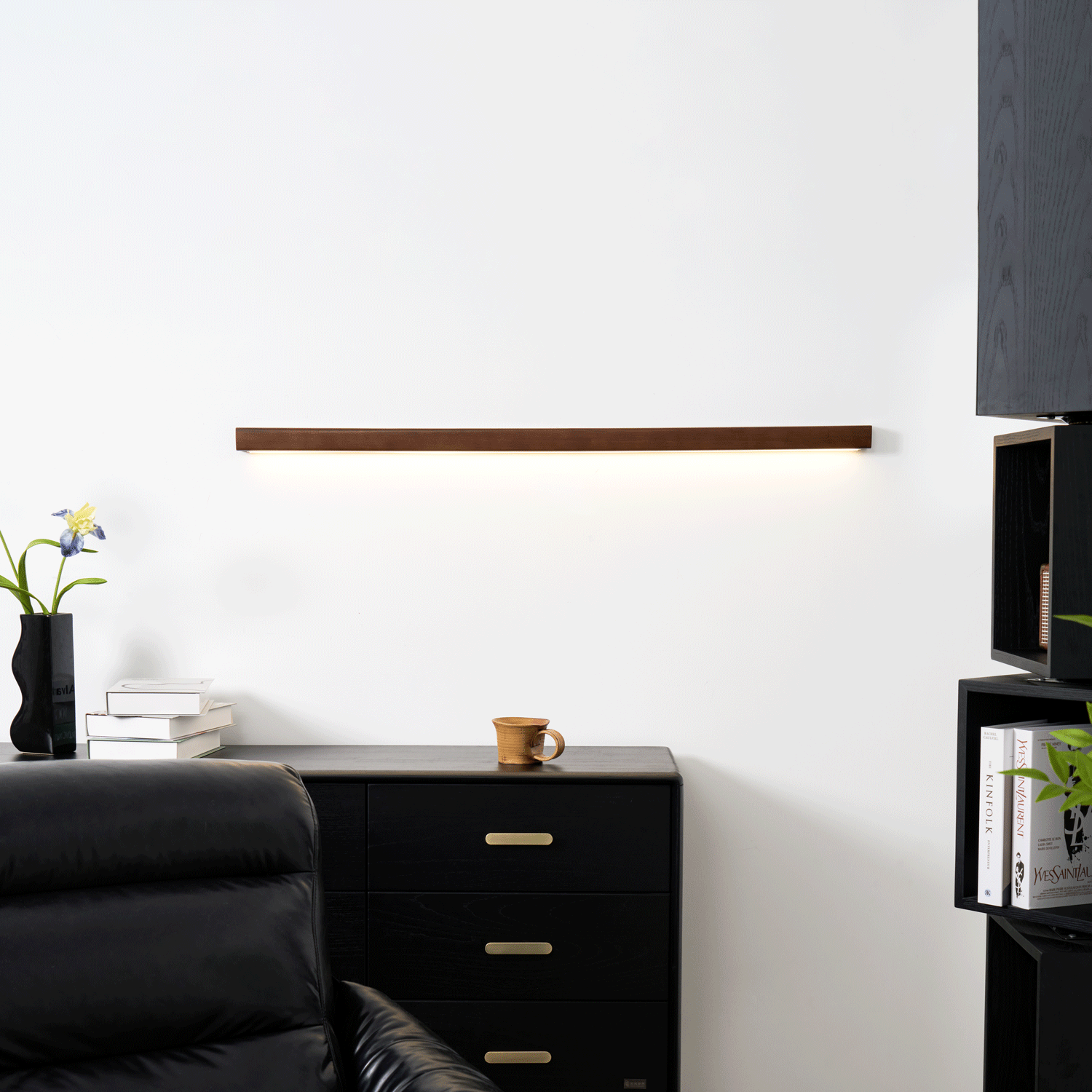 Lustra Applique Murale Linéaire Bois et LED Design Minimaliste