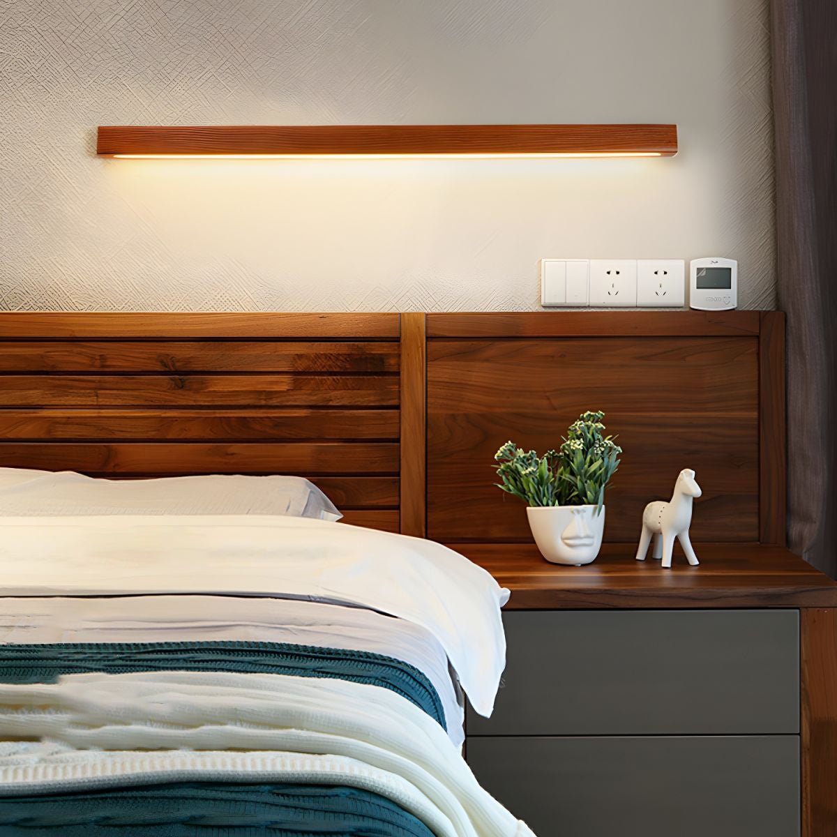 Lustra Applique Murale Linéaire Bois et LED Design Minimaliste