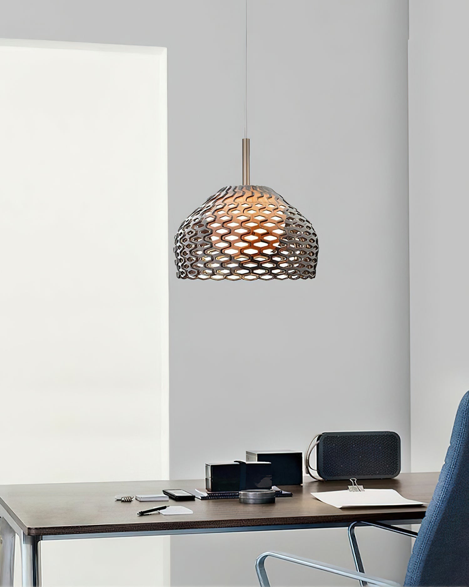 Ilsolion Créativité Individuelle Plastique Pendentif Lampe