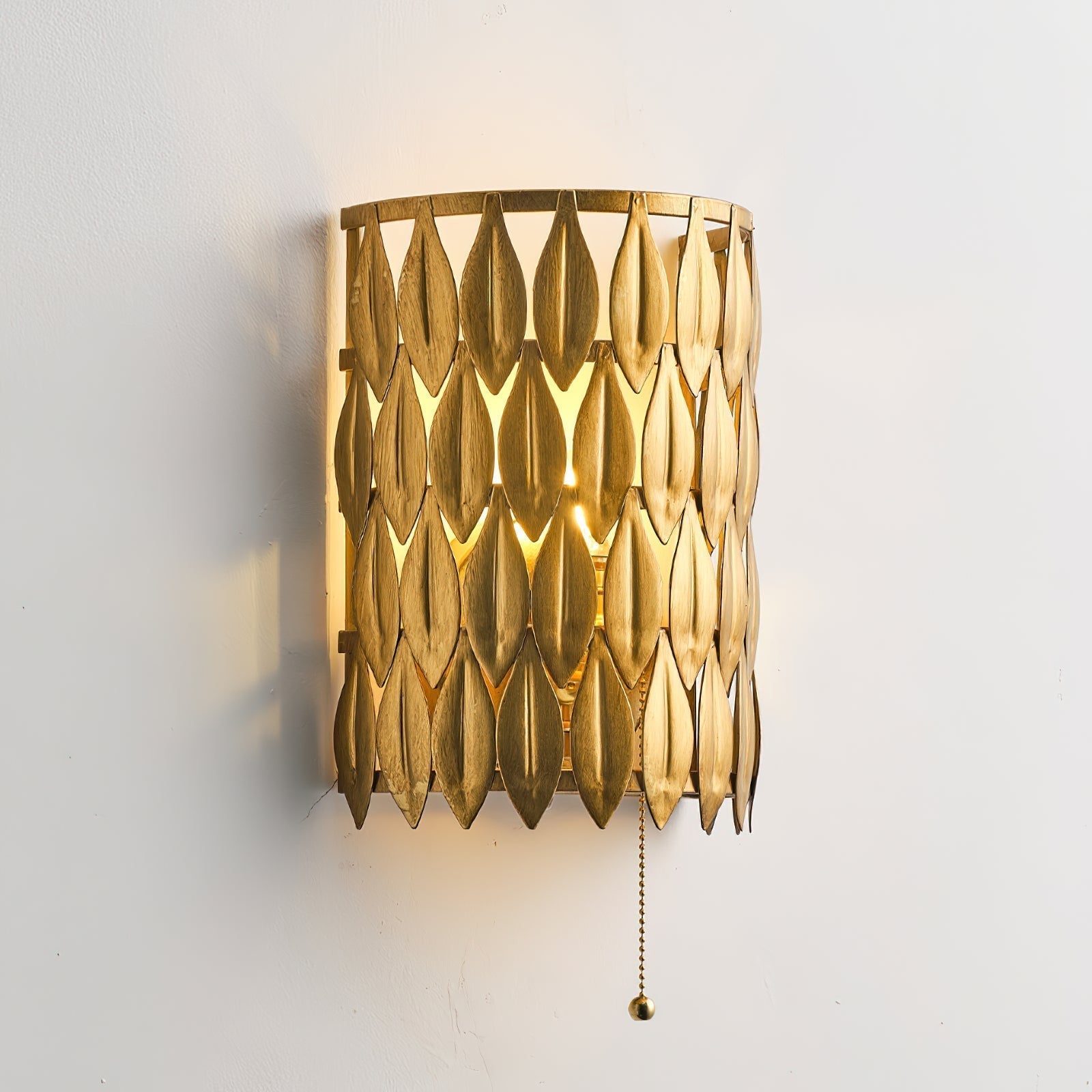Xenuvyo Elegance Sophisticated Artus Metal Wall Lamp