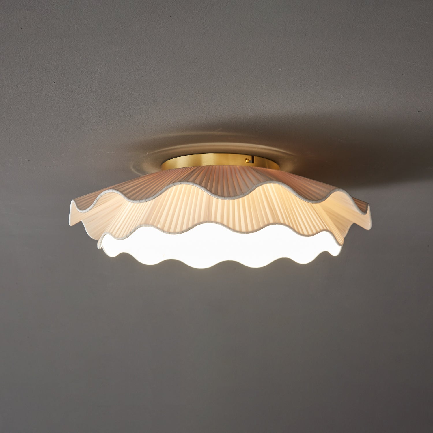 Mylirira Plafonnier en Laiton Tissu Vague Élégance Premium