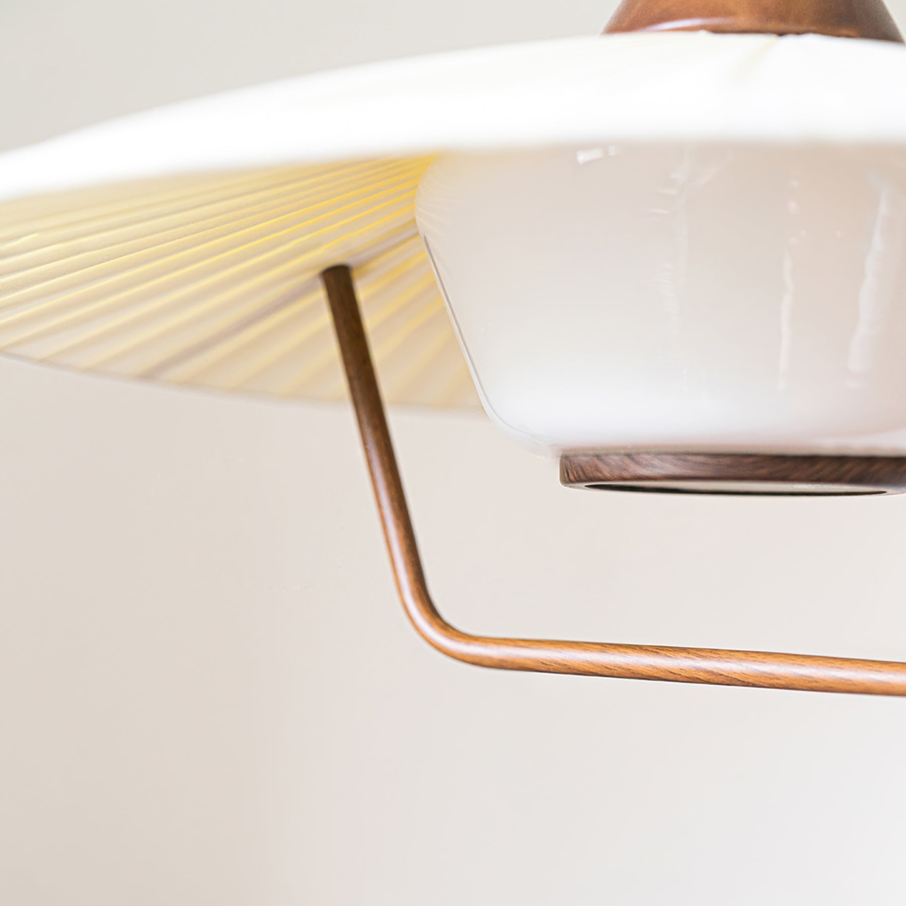 Vionne Suspension en bois et blanc style milieu du siècle