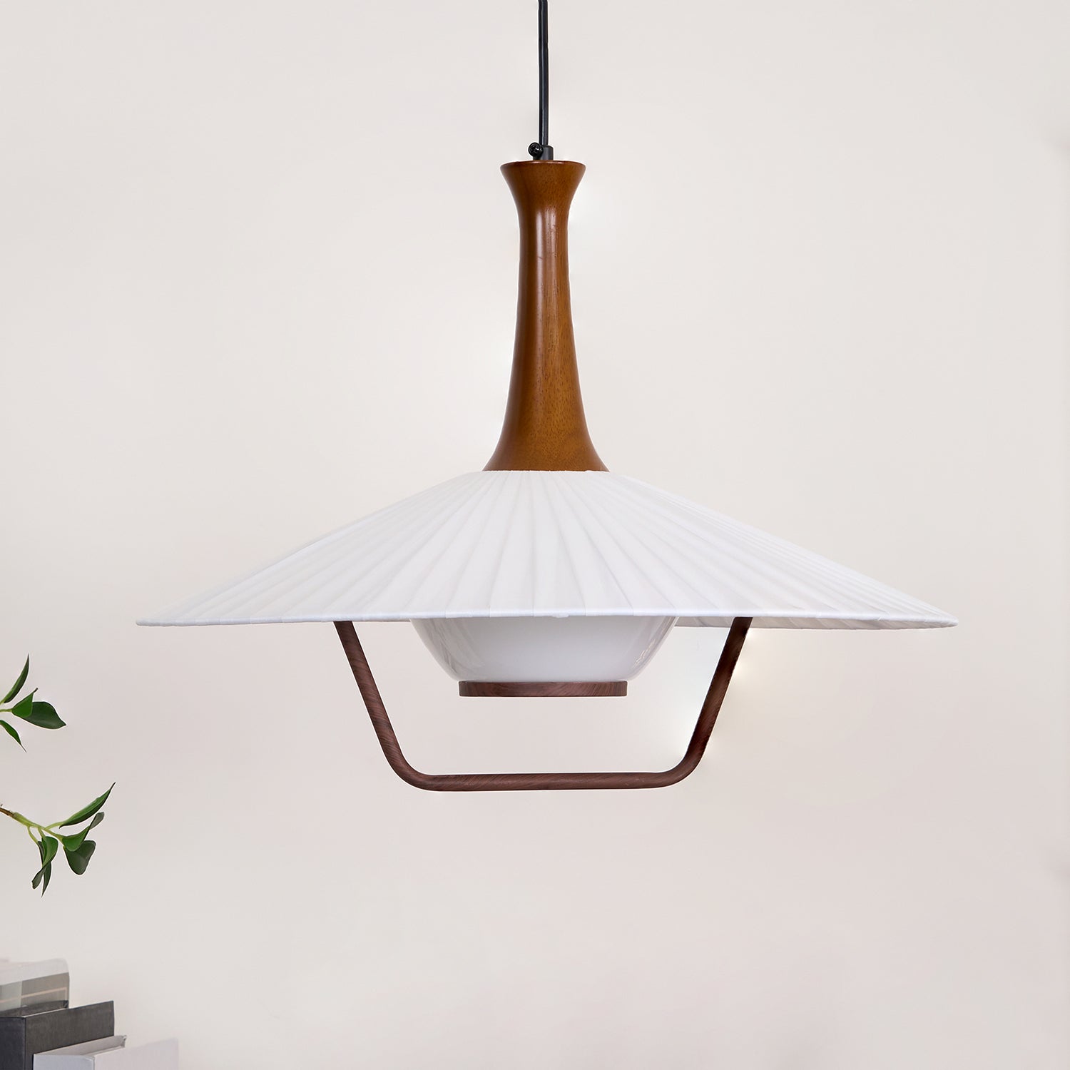Vionne Suspension en bois et blanc style milieu du siècle