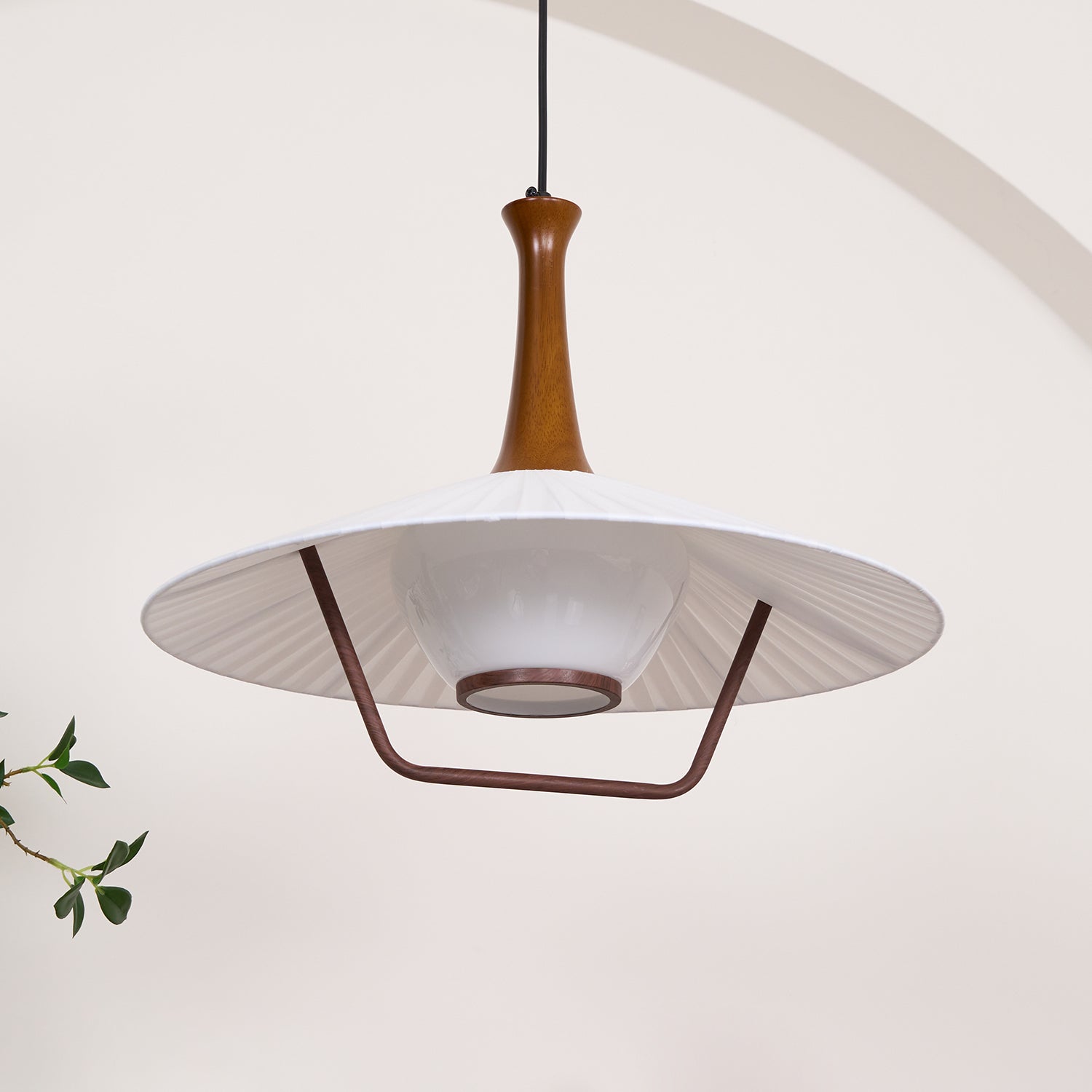 Vionne Suspension en bois et blanc style milieu du siècle
