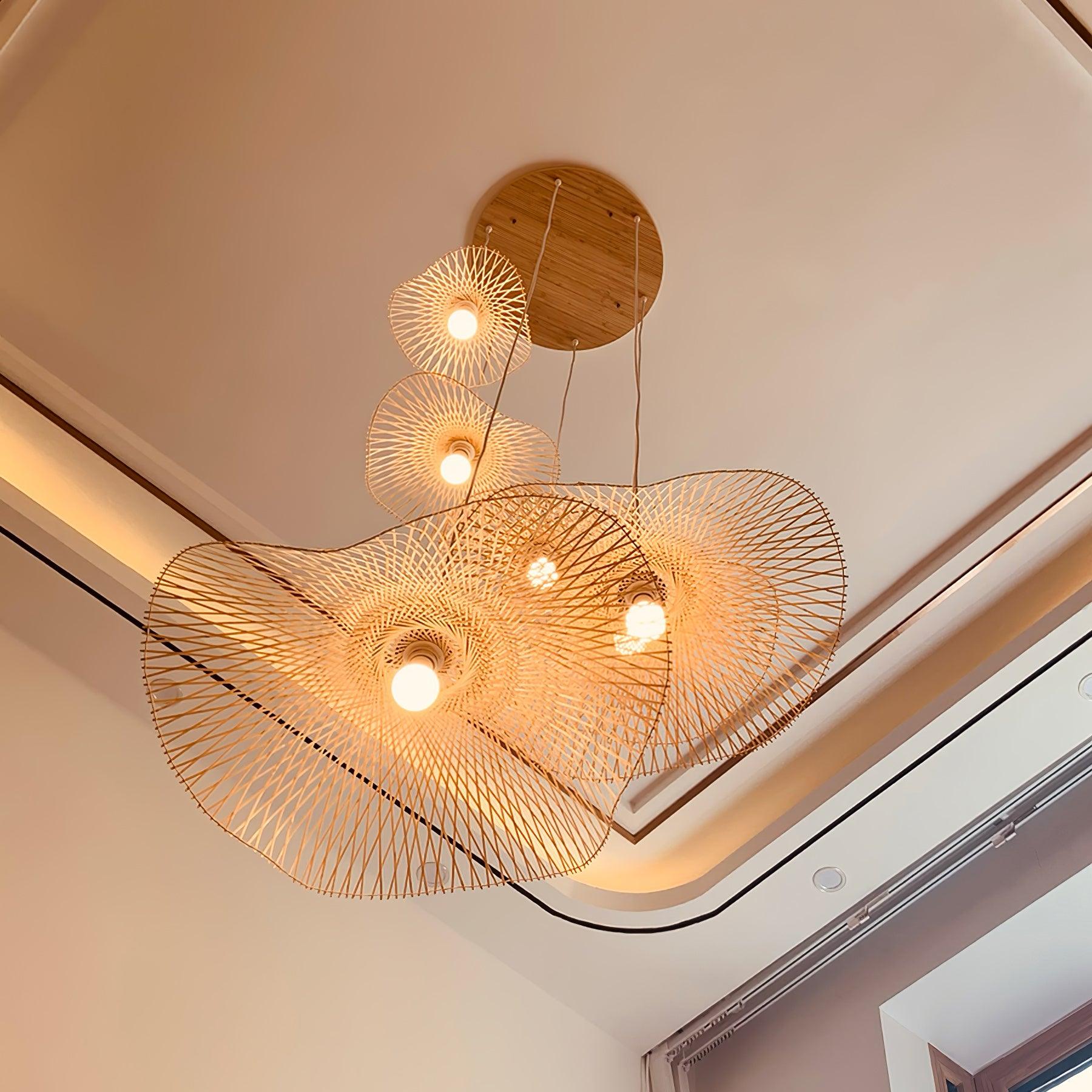 Twirl Suspension Moderne en Bambou