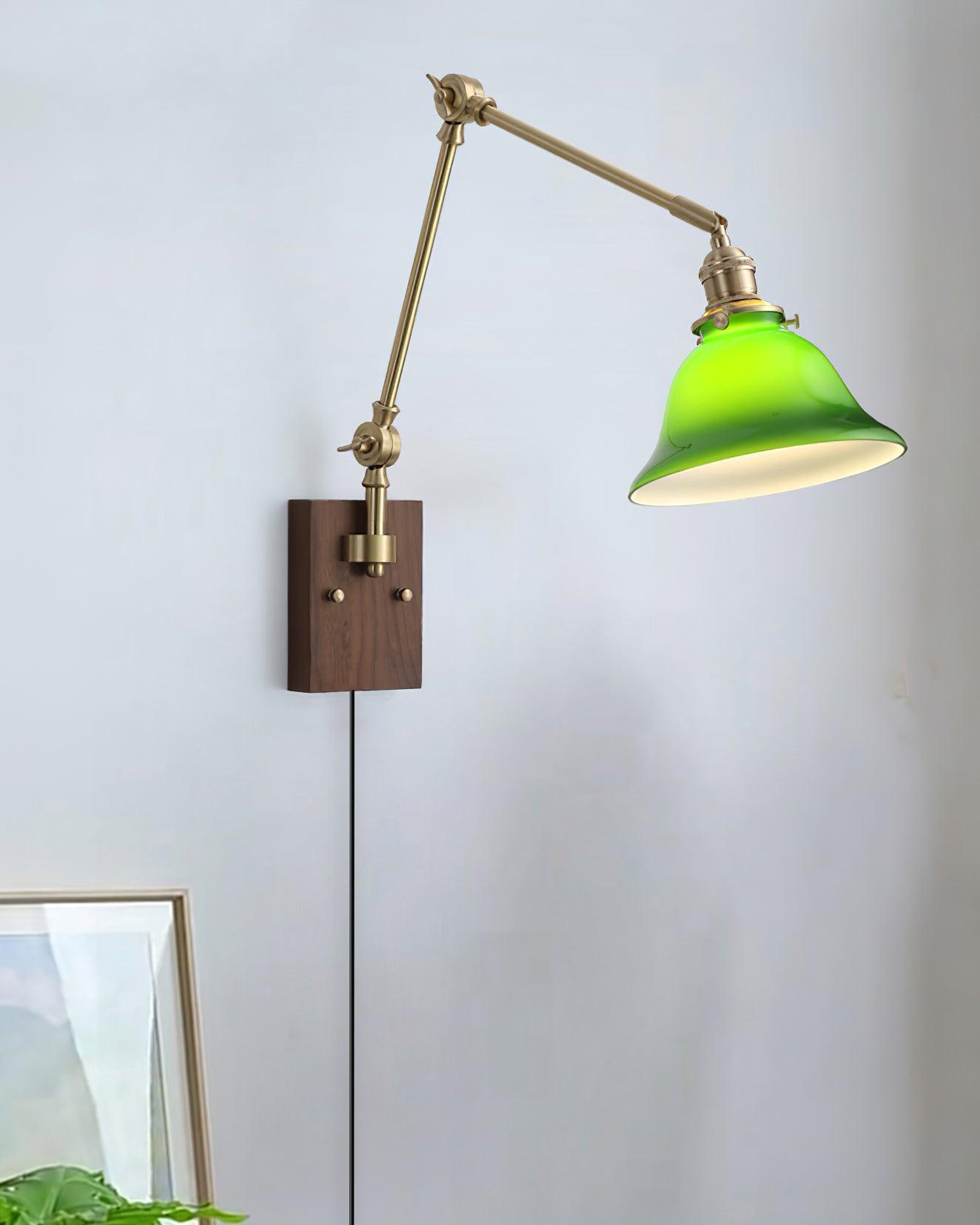 Vionde Applique murale réglable en laiton et verre vert