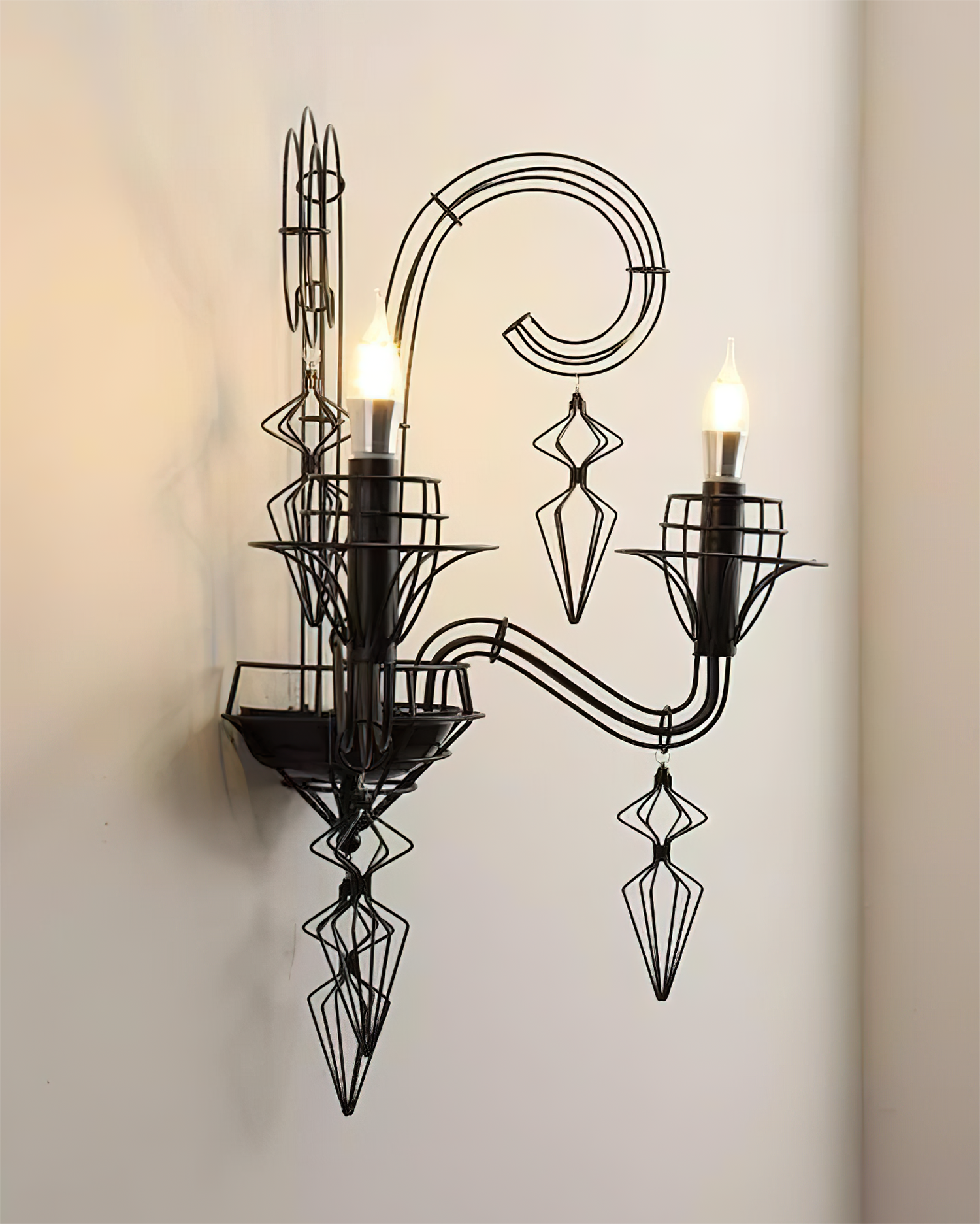 Baroque Applique Murale Sculpturale en Fil
