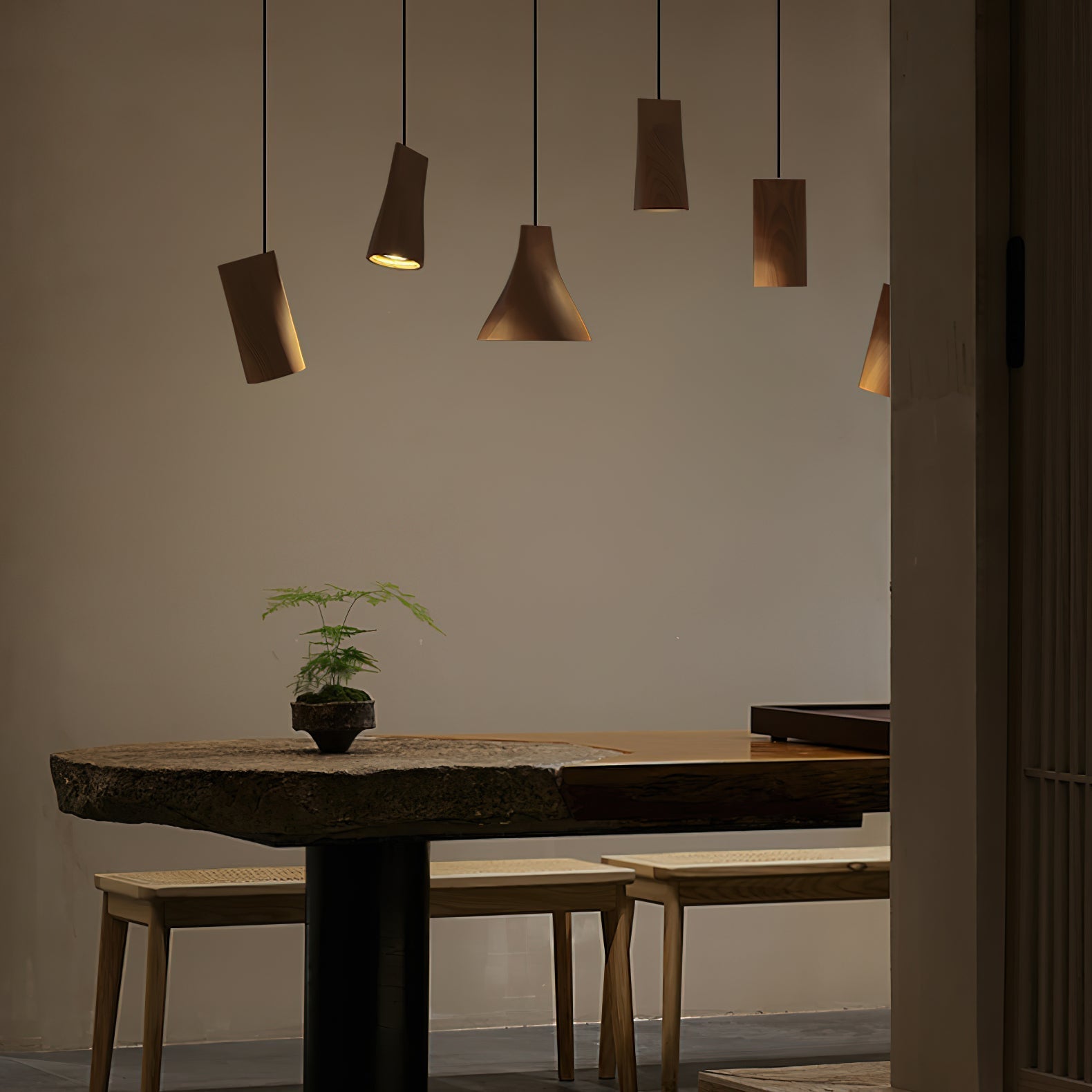 Ivarara Suspension Bois Asymétrique