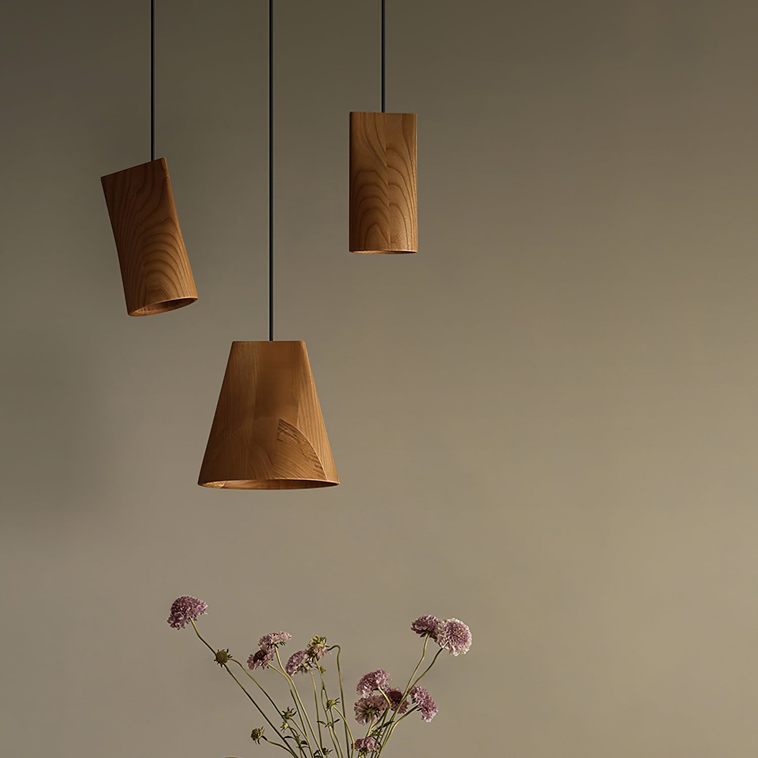 Ivarara Suspension Bois Asymétrique