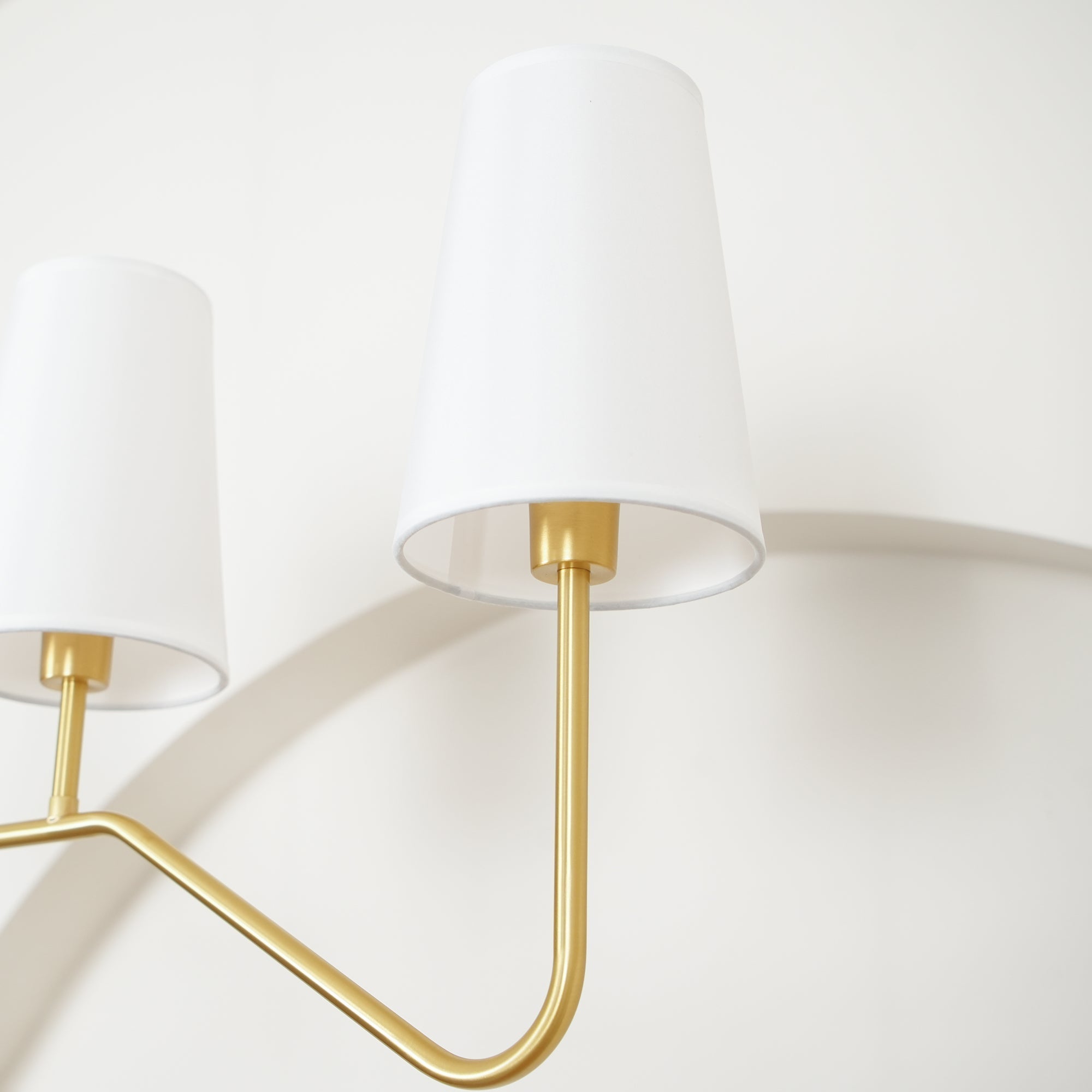 Lustra Lustre Laiton Courbé Beige Linéaire