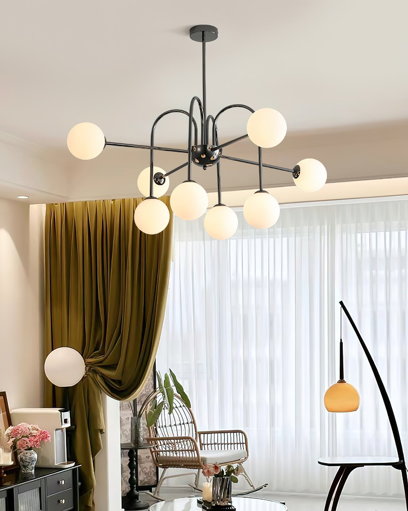 Virelli Lustre Arches Noires Globes en Verre Minimaliste