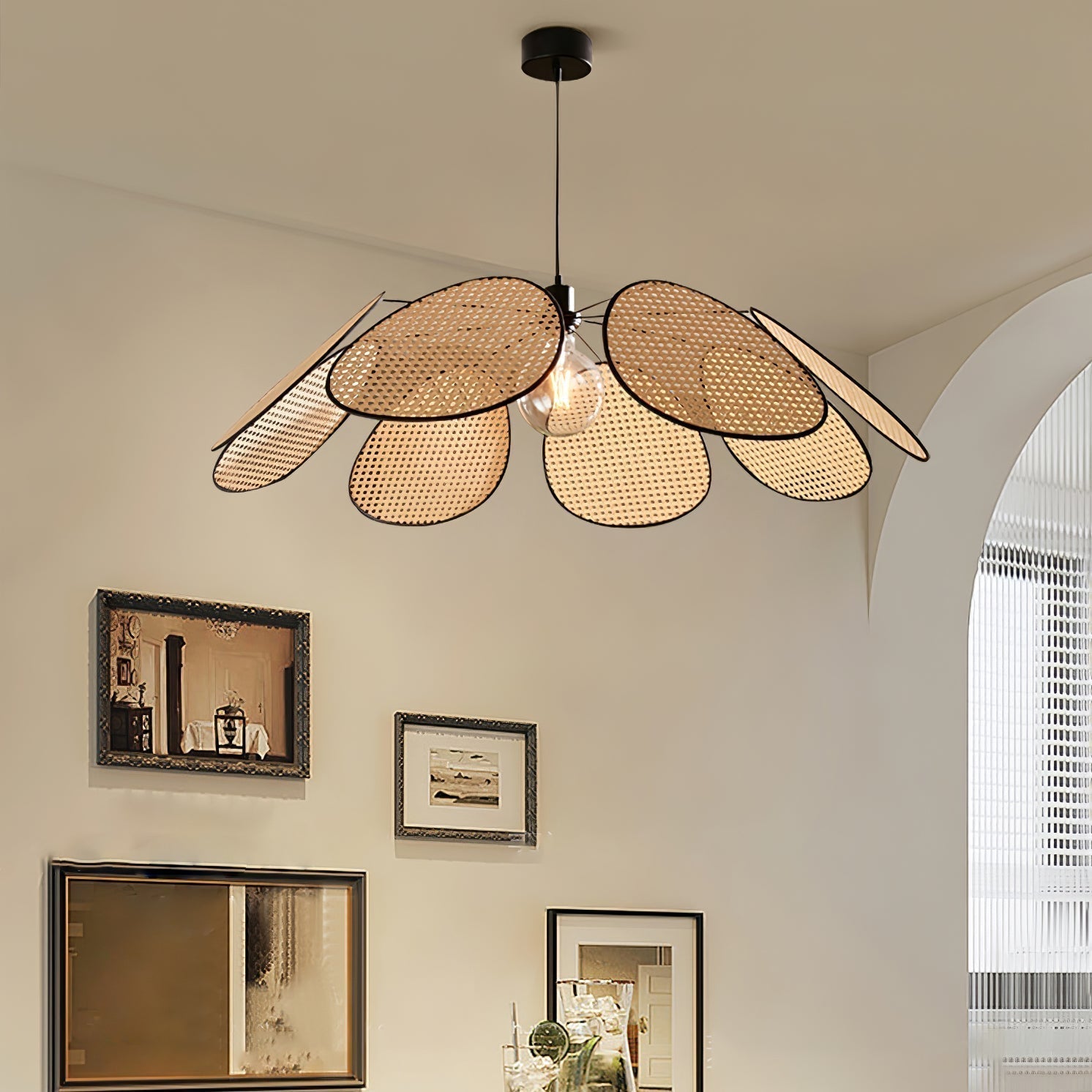 Orvara Suspension Pétale Rattan Fleur