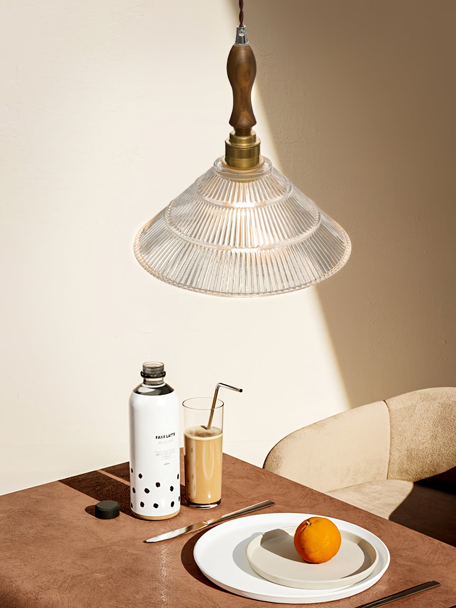 Arcara Suspension en Bois et Verre Ondulé Vintage