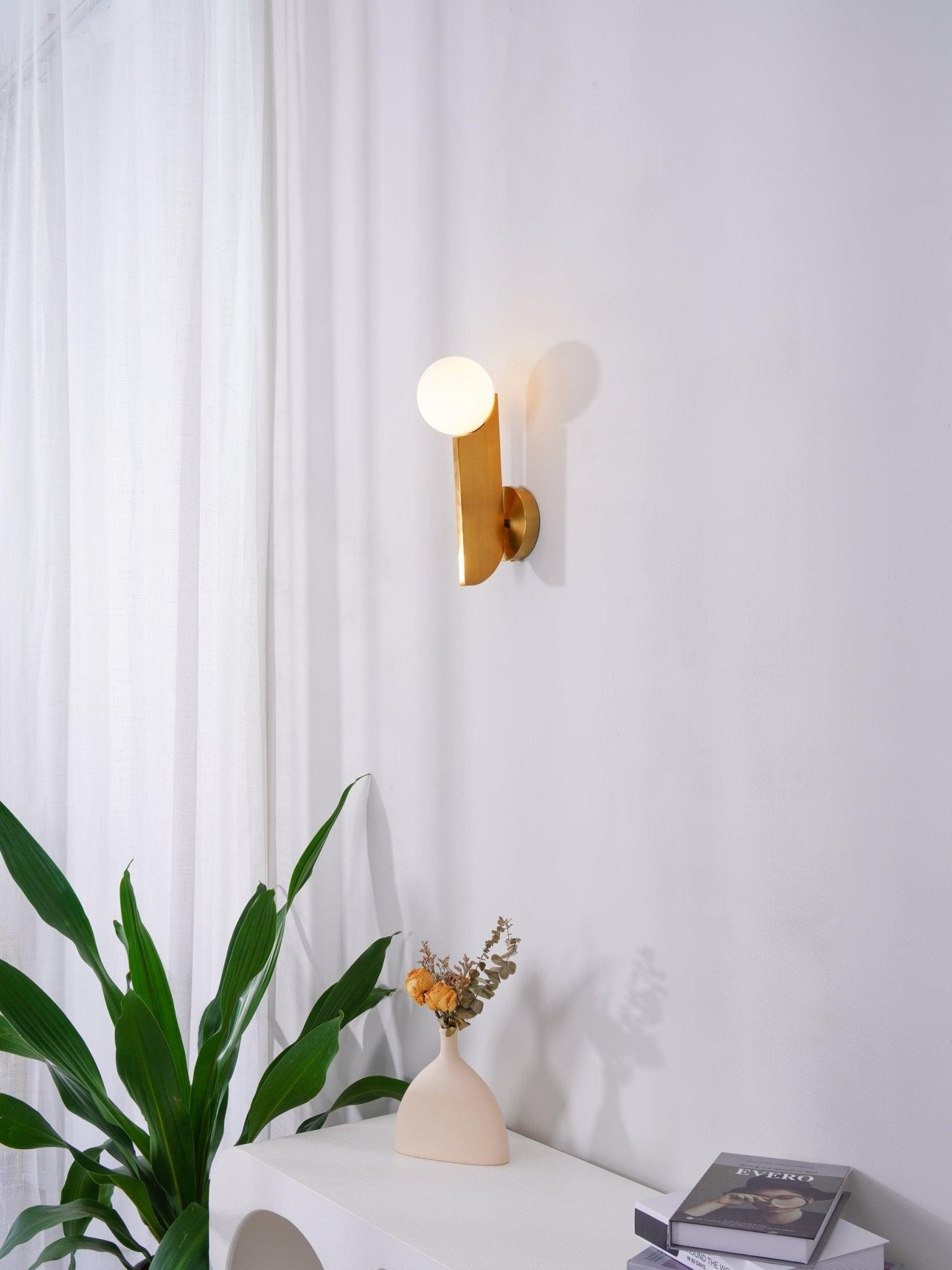 Lustra Applique Murale Globe en Verre Sculptural