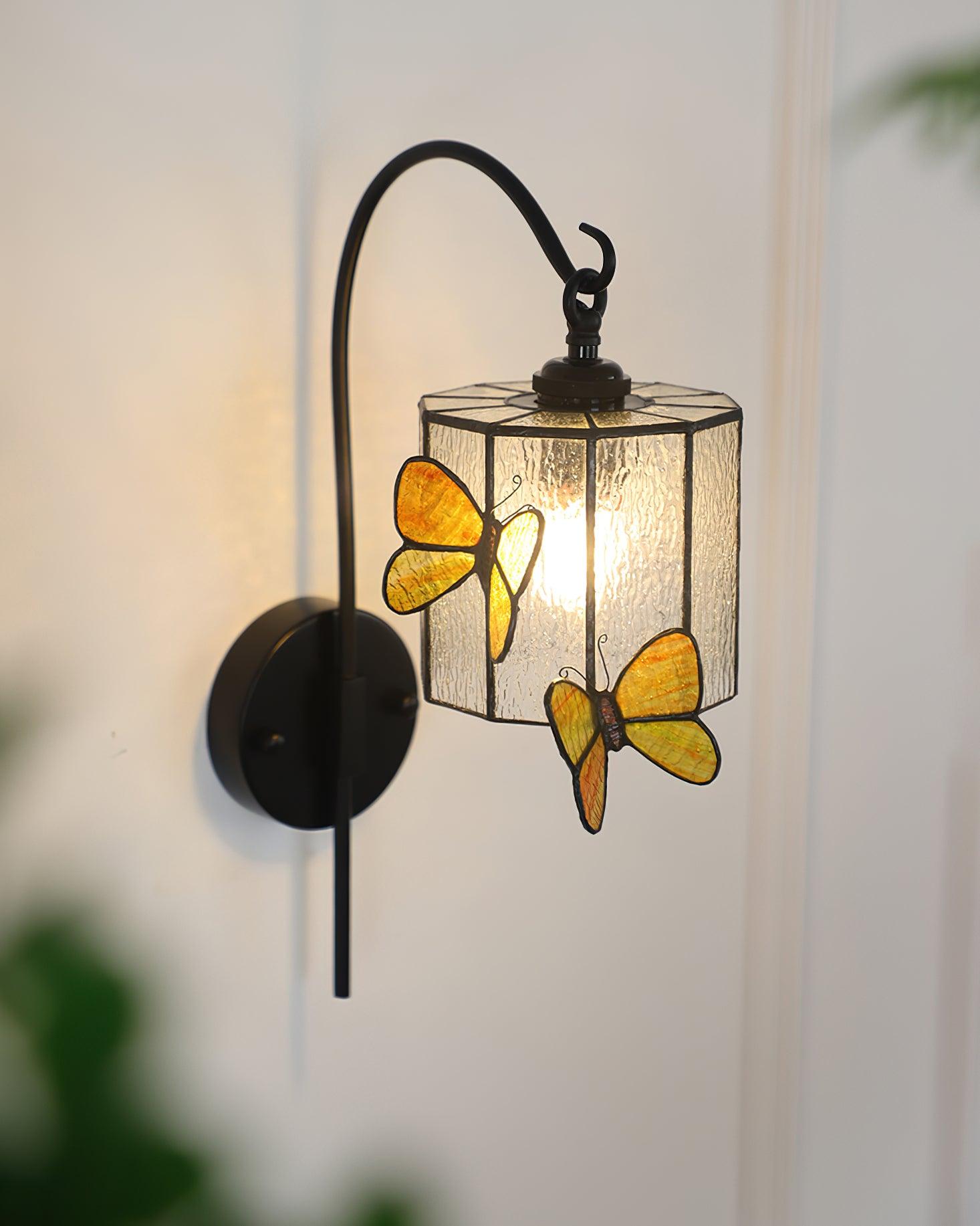 Tiffany Applique Murale Abat-jour en Verre Papillon Rose Jaune Art