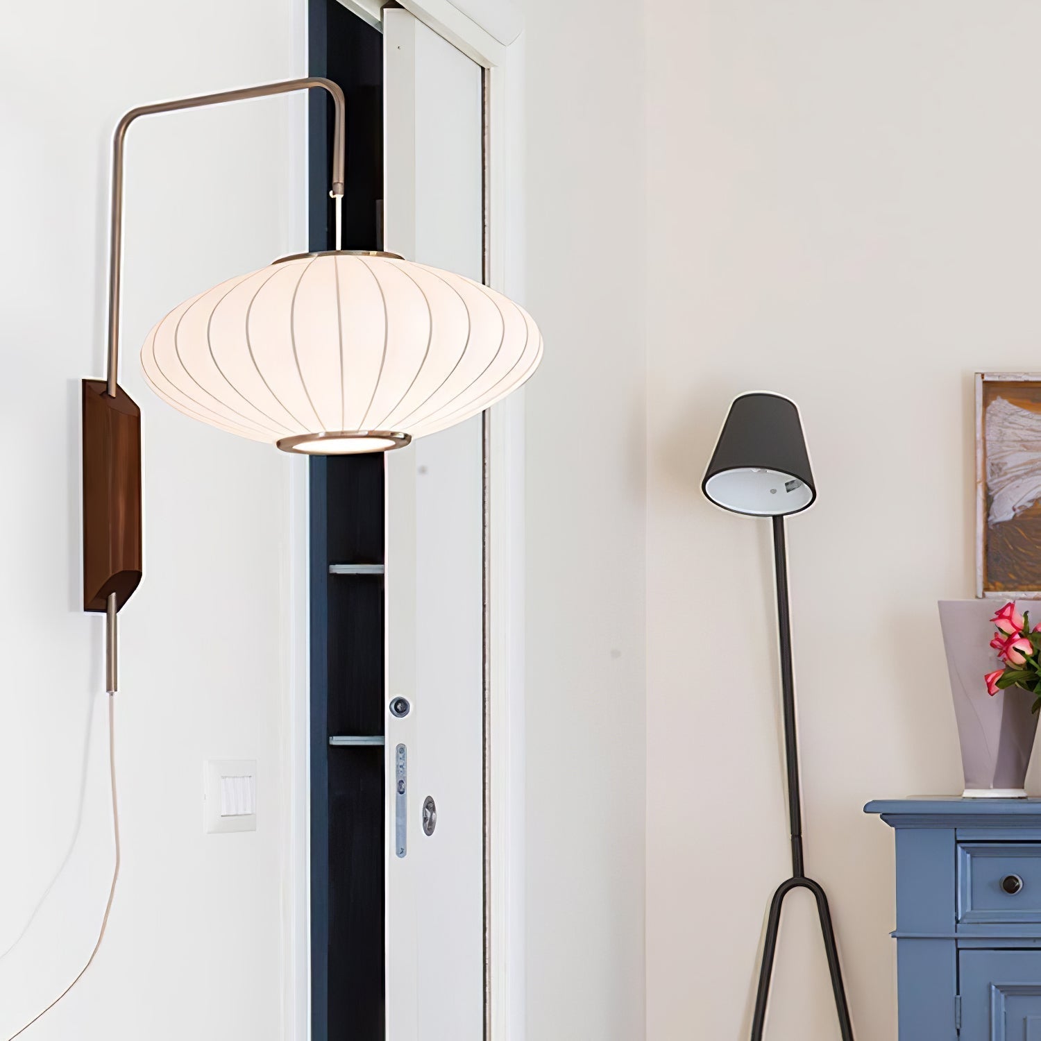 Lustra Wall Sconce Walnut Ball