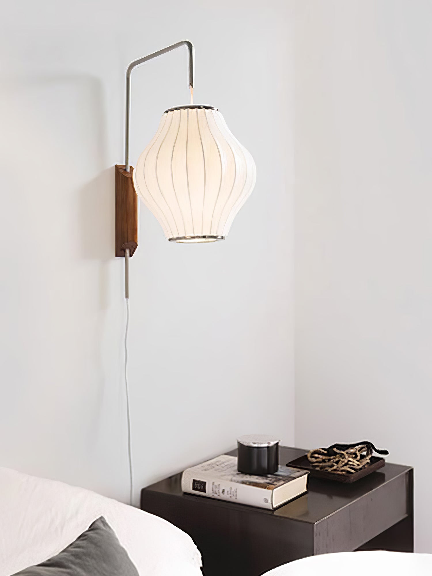 Lustra Wall Sconce Walnut Ball
