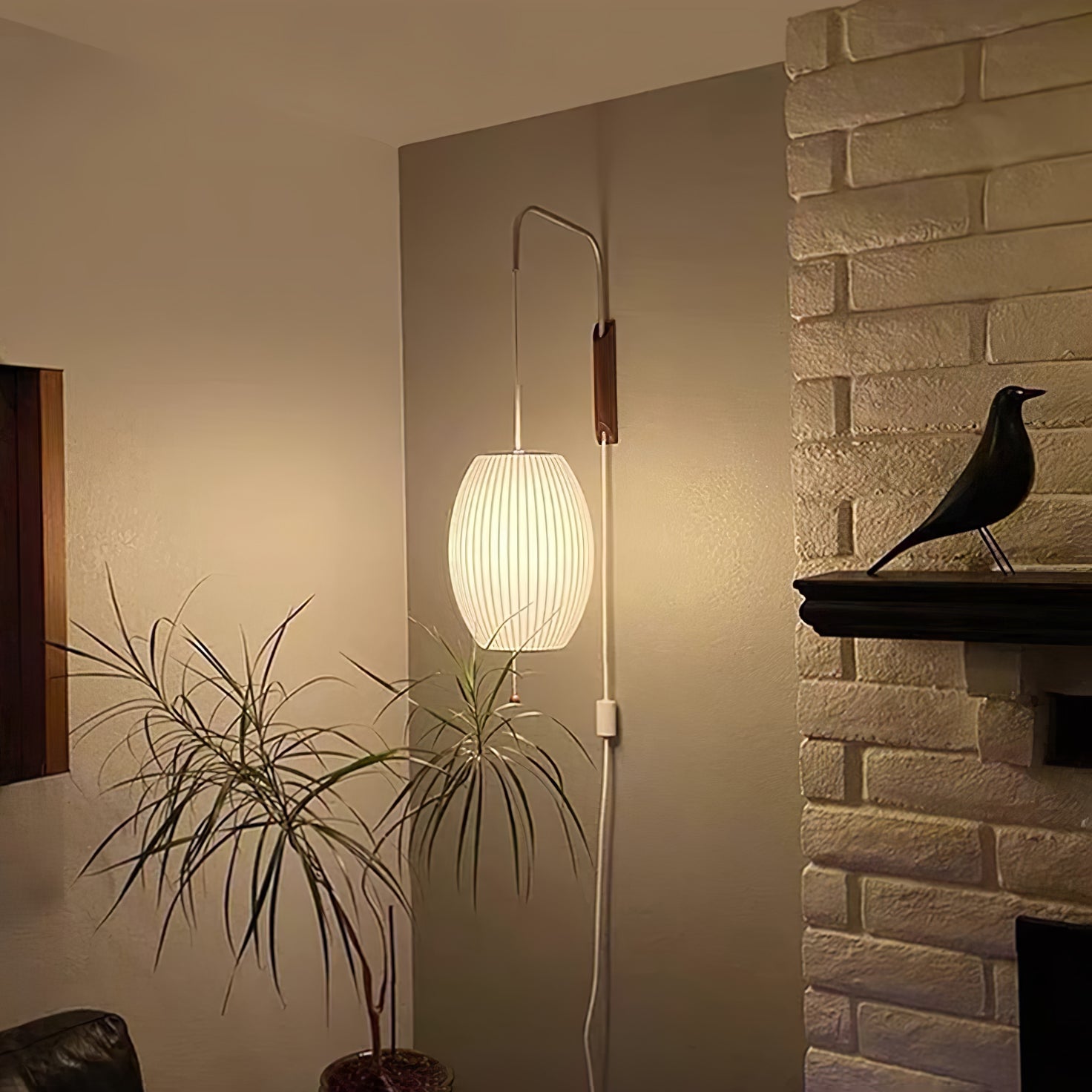 Lustra Wall Sconce Walnut Ball